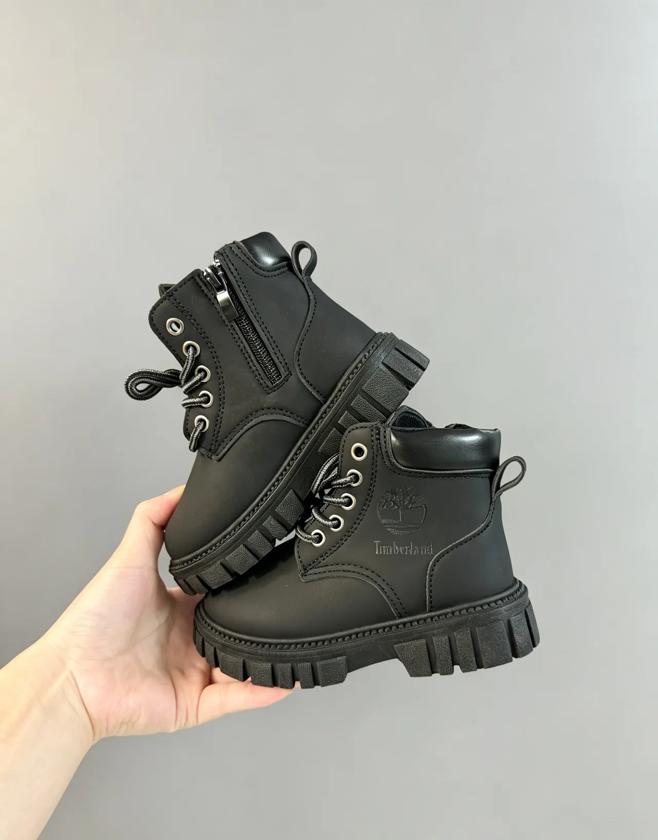 Timberland Field Boot Black Padded Collar Rugged Lug Sole Work Boots