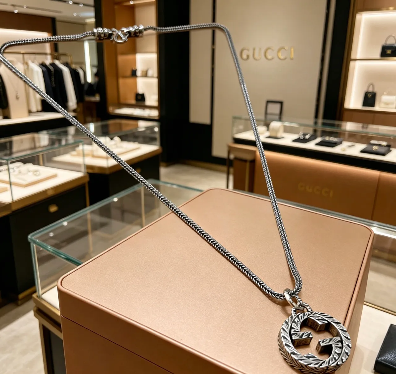 Gucci Silver Braided Rope Chain Interlocking GG Pendant Necklace