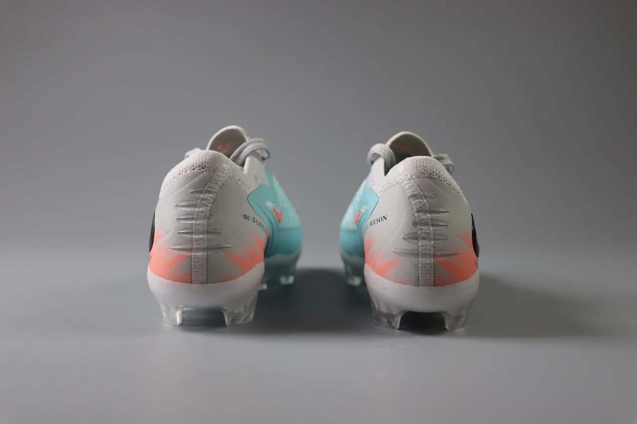 Nike Pink Green Low-Cut Synthetic Overlay Cage Artificial-Grass Soccer Shoes