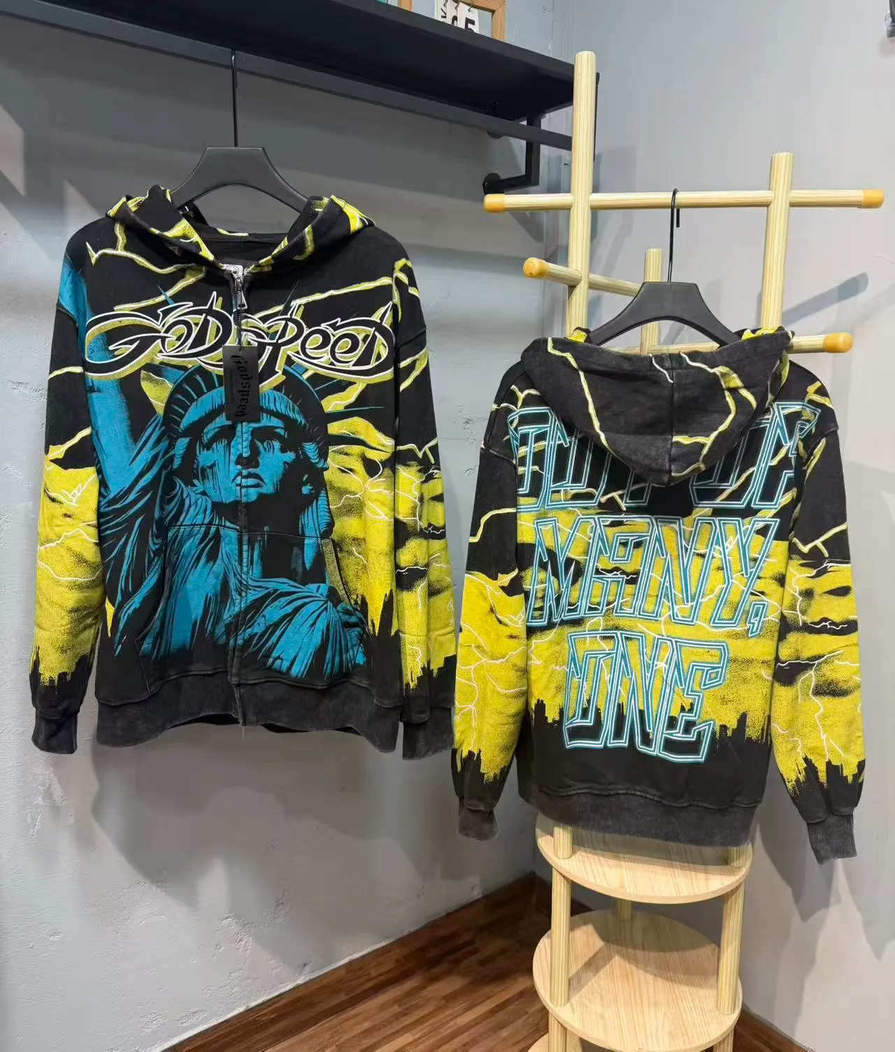 Godspeed Black Yellow Graphic-Print Lightning Motif Tracksuit