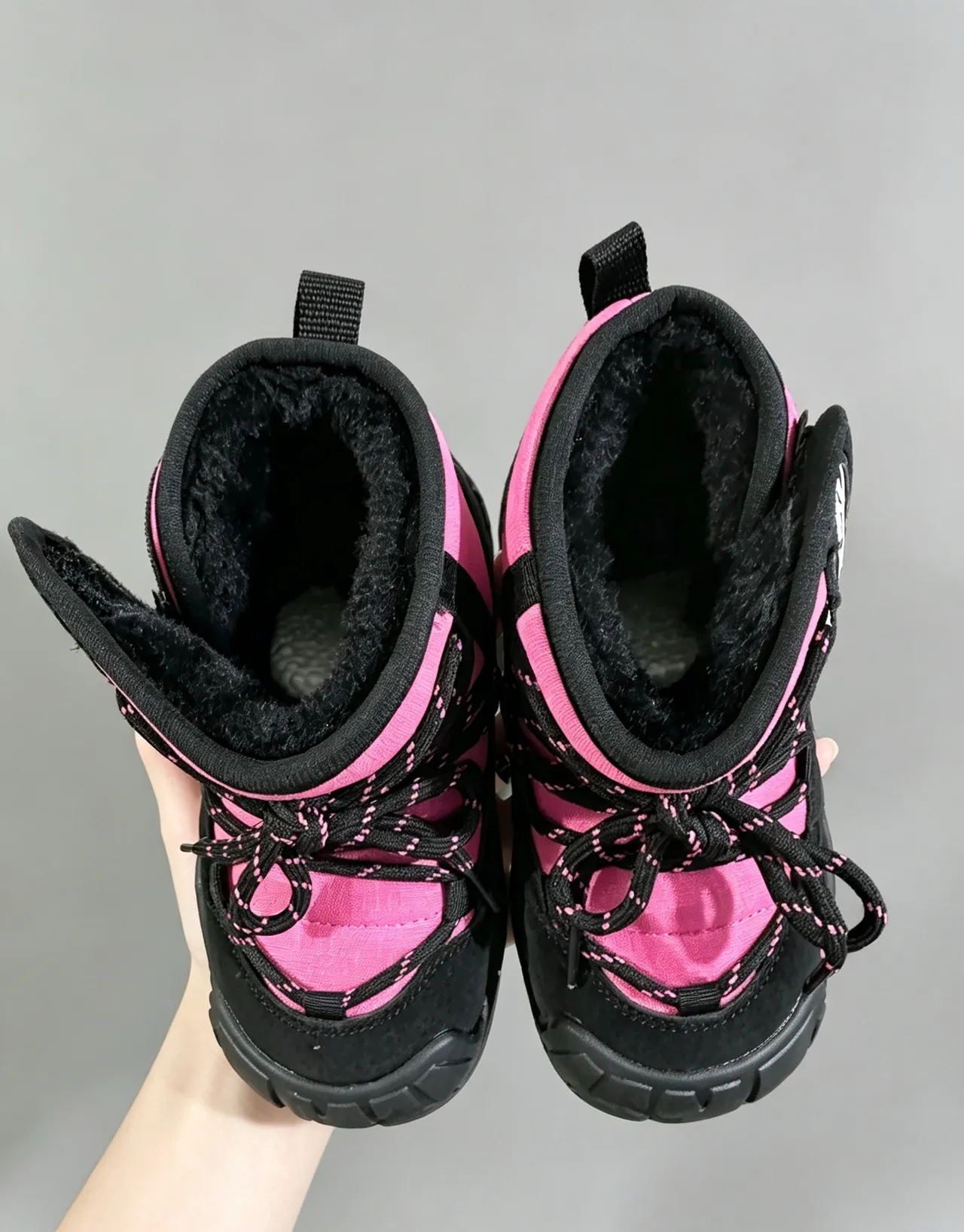 Nike Black Pink Insulated Ankle Boot Synthetic Mesh And Suede-Like Upper Snow Boots