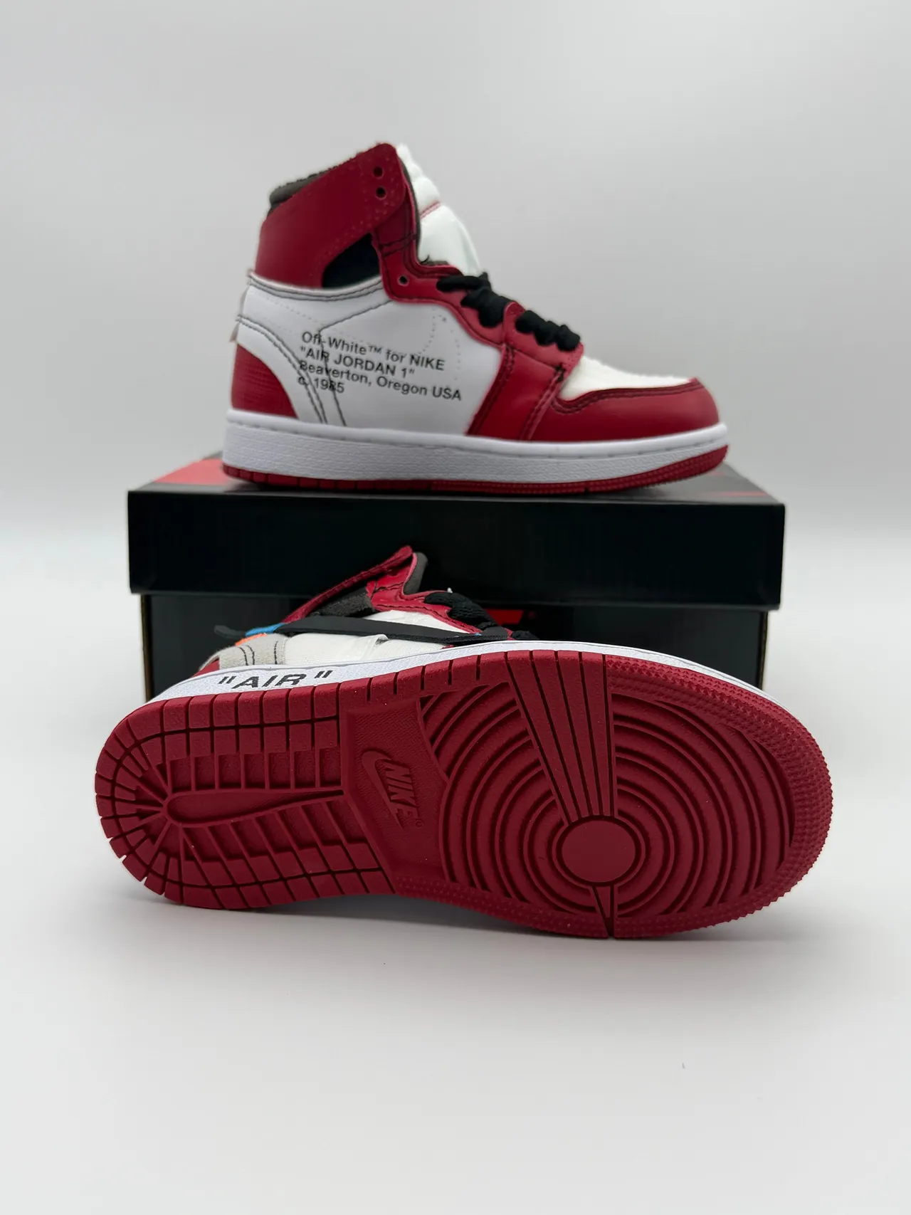 Air Jordan 1 Red White High-Top Perforated Toe Basketball Shoes