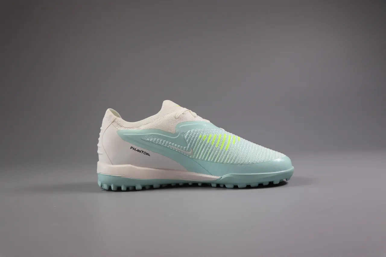 Nike Pink Green Low-Cut Synthetic Overlay Cage Artificial-Grass Soccer Shoes