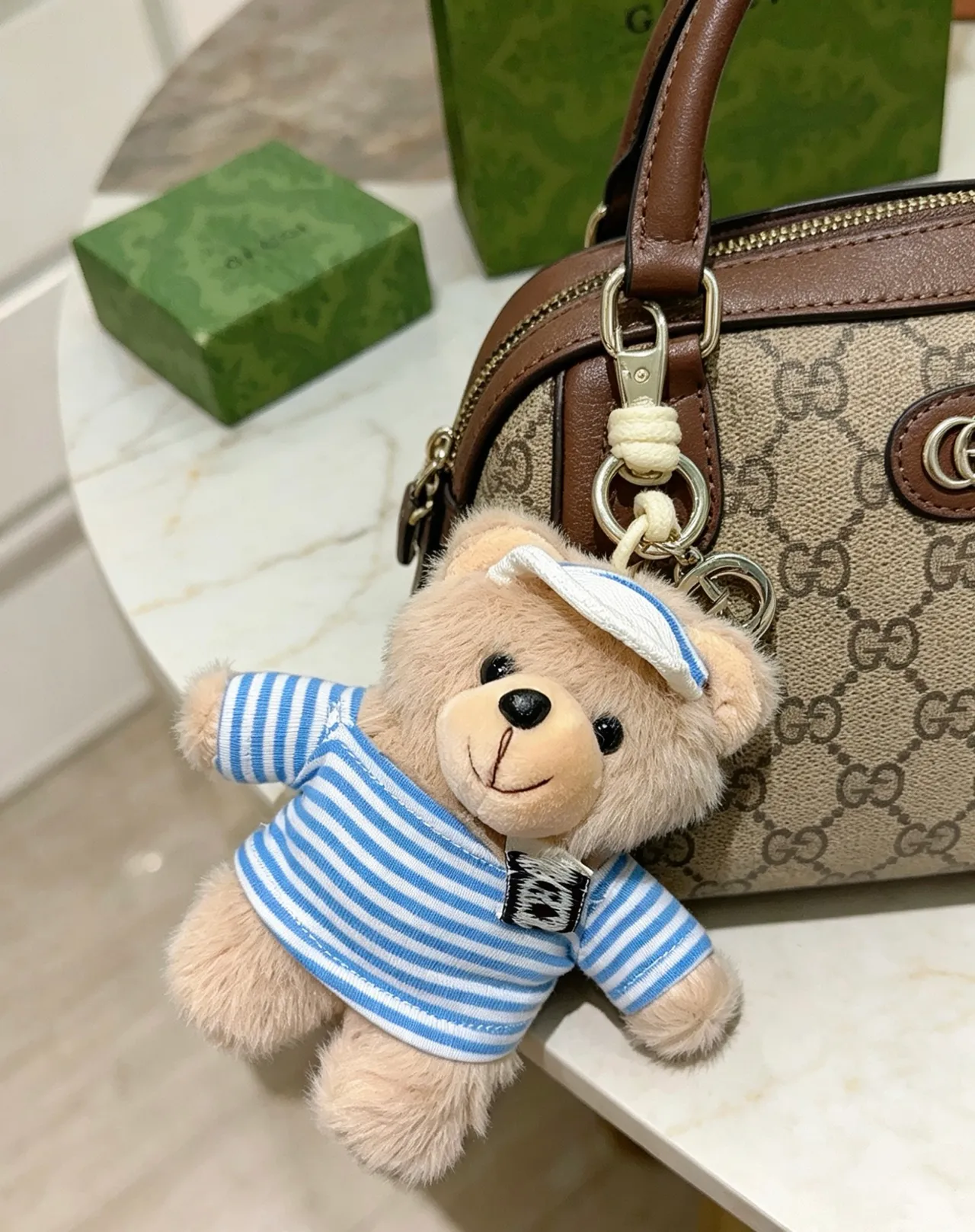 Gucci Green Beige Embossed Leather Interlocking G Hardware Tote Bag