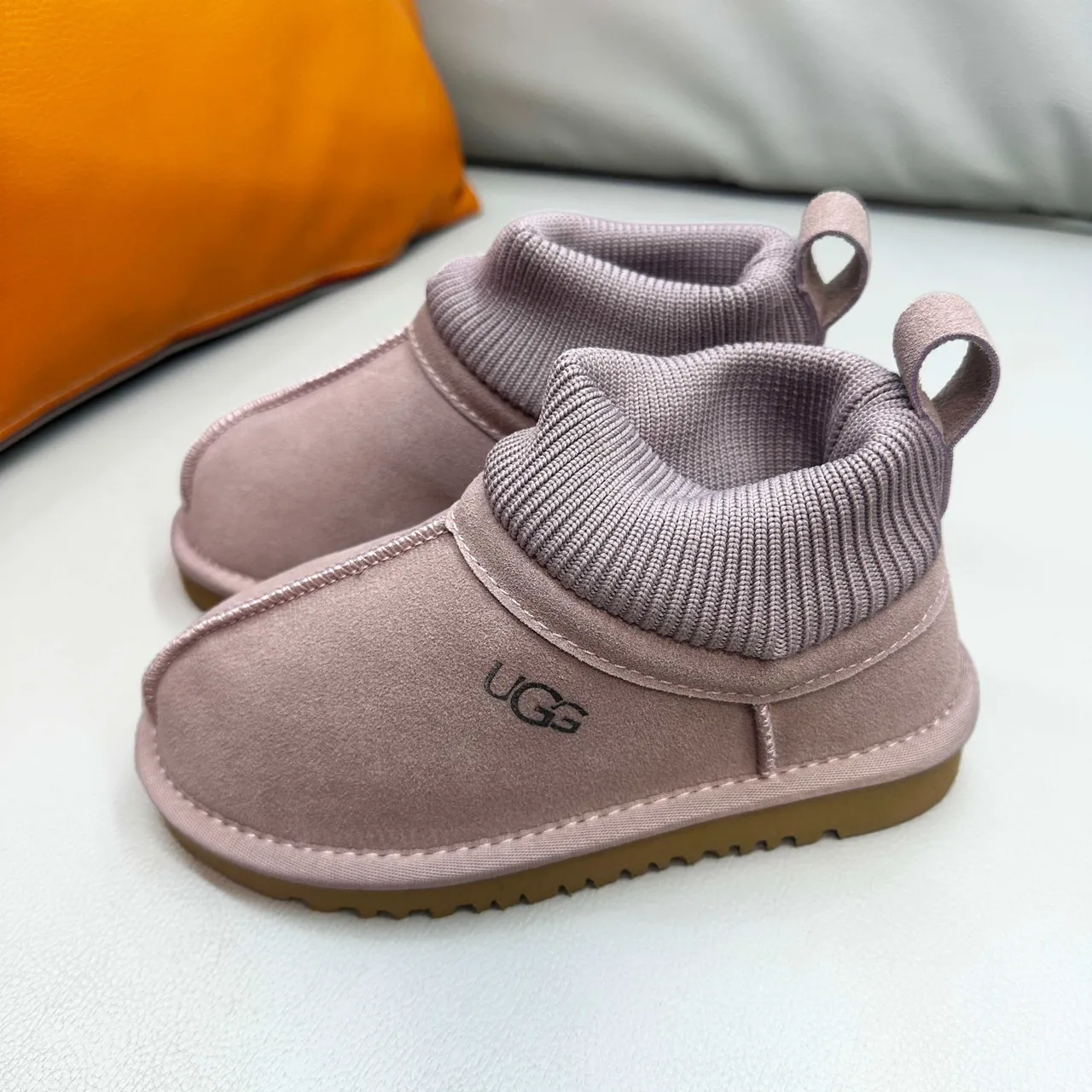 UGG Brown Beige Suede Upper Ribbed Knit Cuff Snow Boots