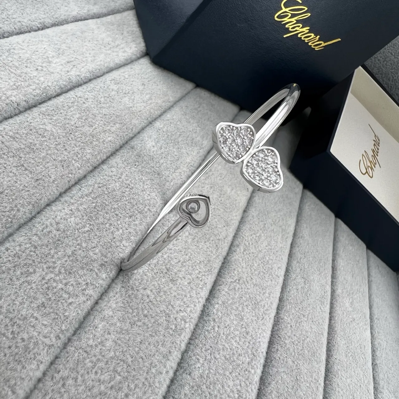 Chopard Happy Hearts Pavé Heart Mobile Diamond Bangle Bracelets