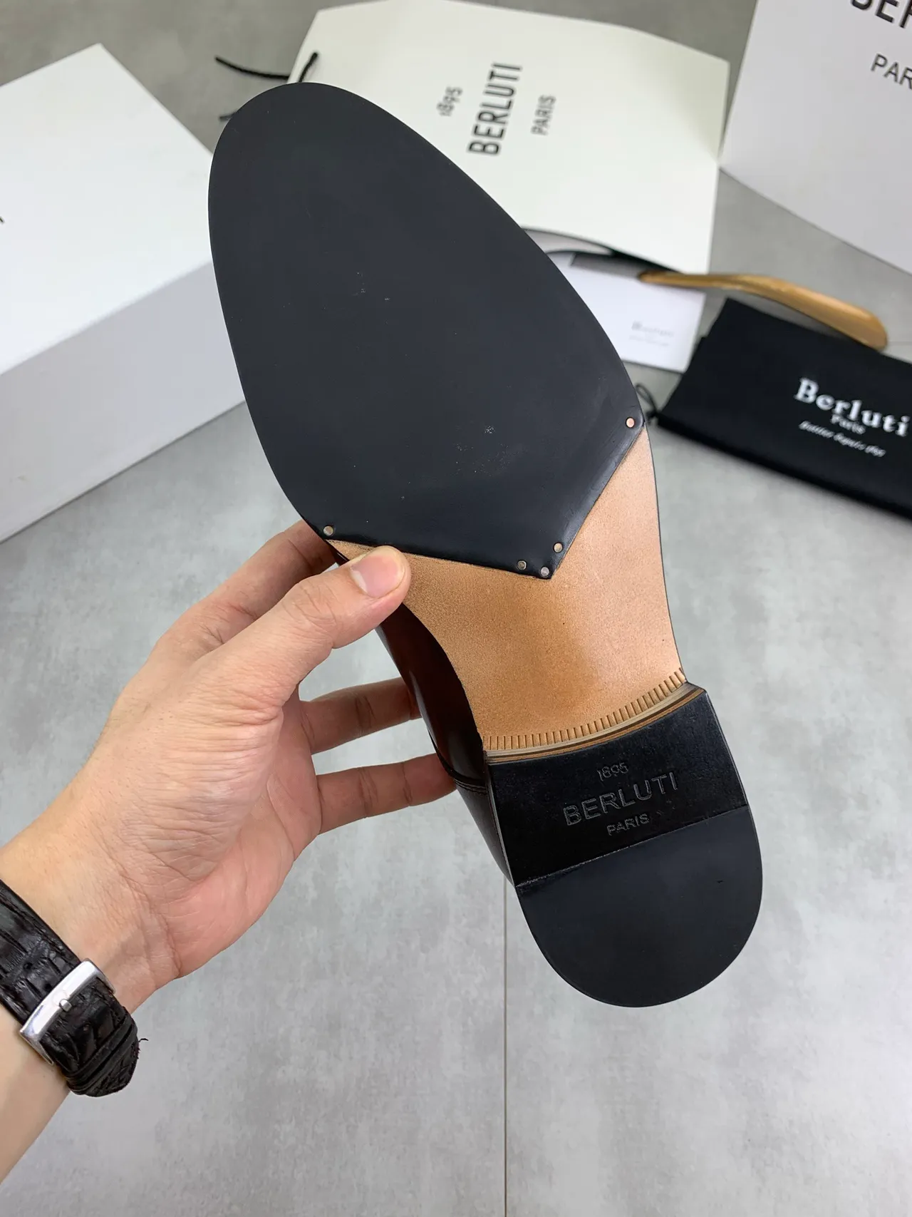 BERLUTI Brown Black Polished Leather Cap Toe Oxford Shoes