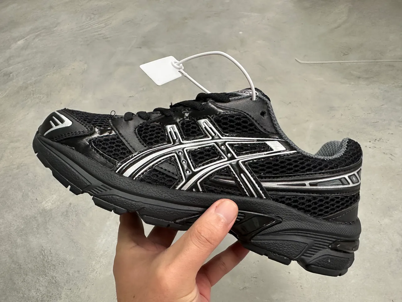 ASICS Gel-Kayano Black and Silver Running Shoes