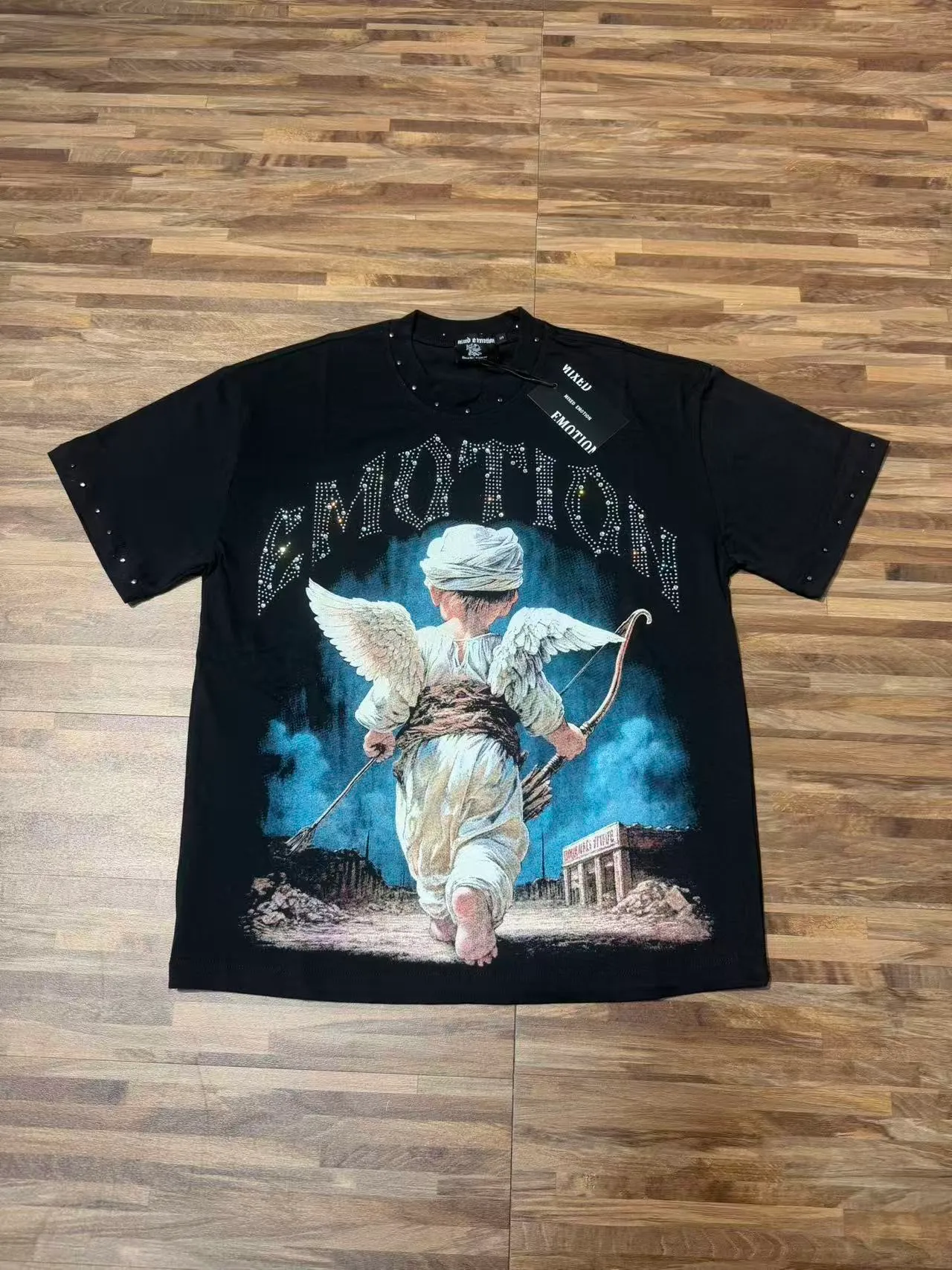 Mixed Emotion Angel Graphic Rhinestone Embellished Black T-Shirt