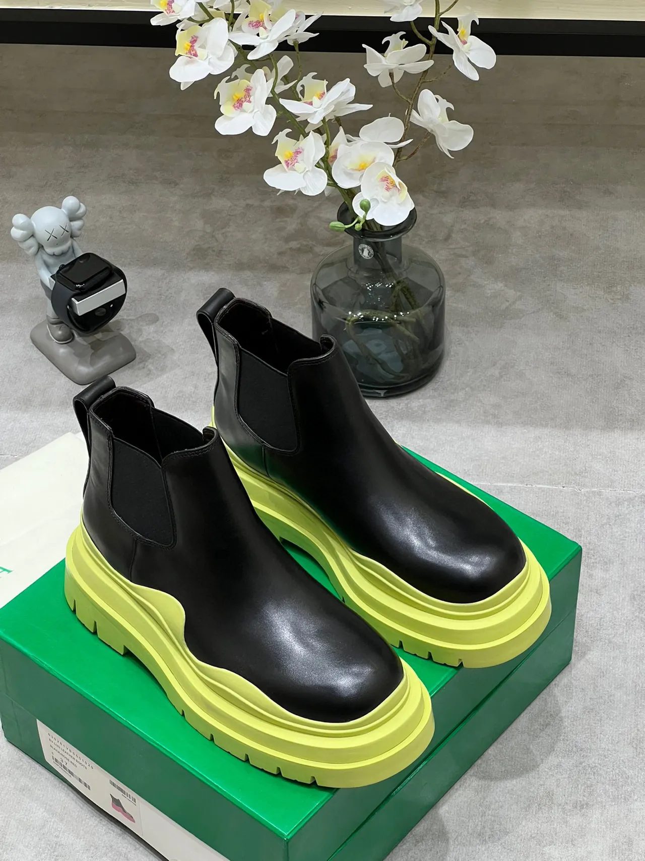 Bottega Veneta Le Cagole Black and Lime Yellow Chelsea Boots