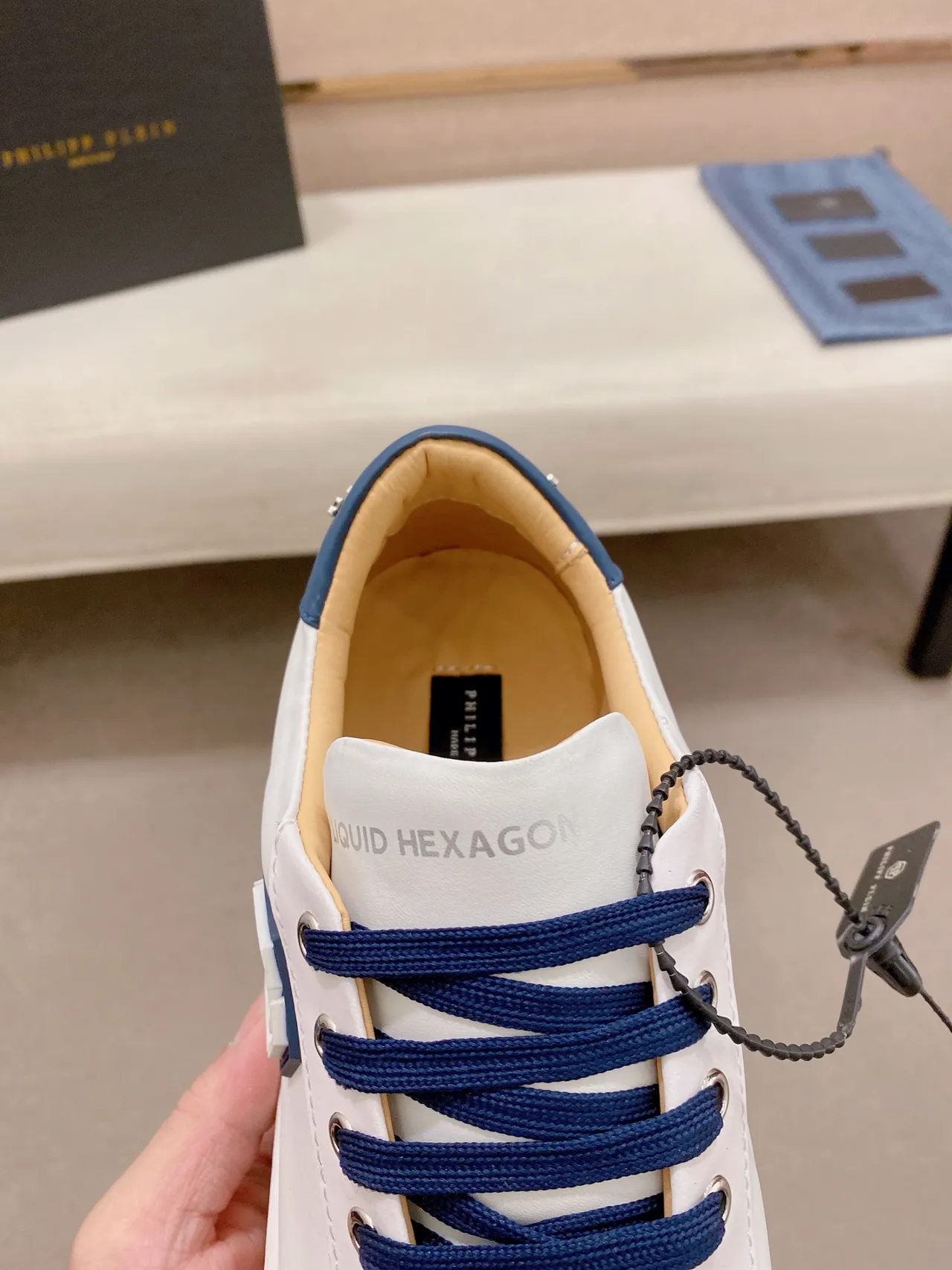 Philipp Plein White Navy Low-Top Leather Upper Lifestyle Sneakers