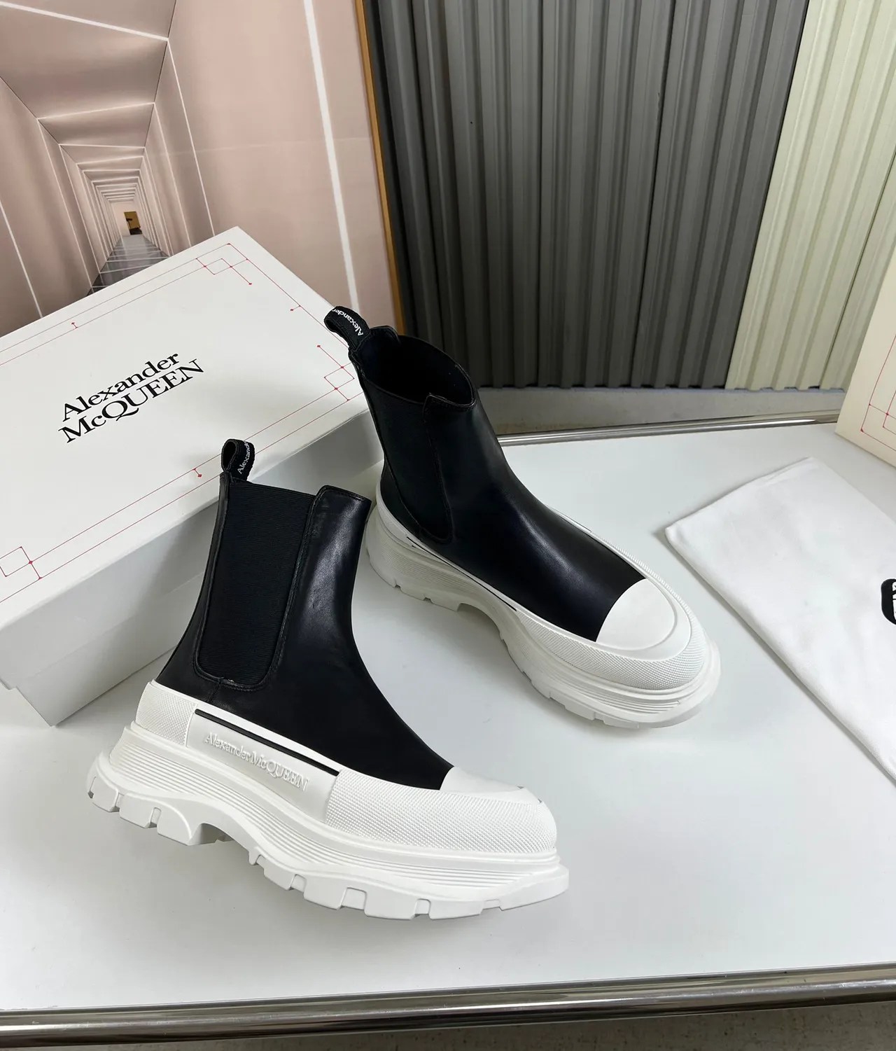 Alexander McQueen Black White Chunky Platform Sole Elastic Side Panels Chelsea Boots