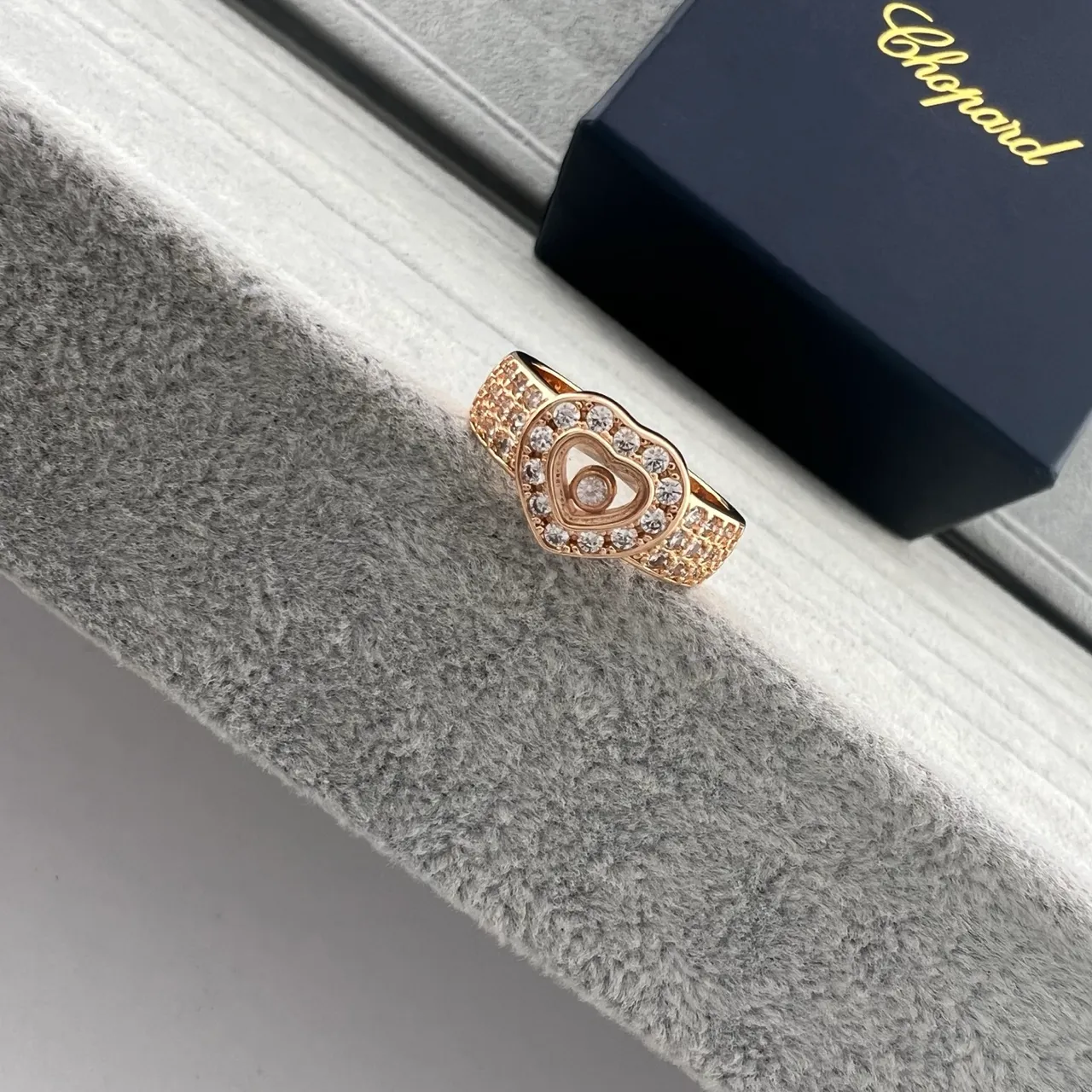Chopard Happy Hearts Heart-Shaped Pavé Diamond Ring