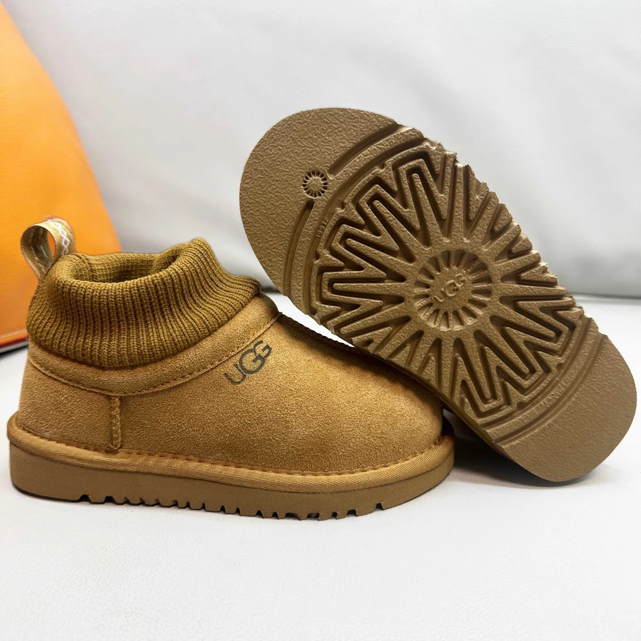 UGG Brown Beige Suede Upper Ribbed Knit Cuff Snow Boots