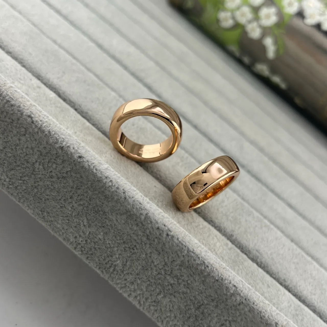 Polished Gold-Tone Minimalist Smooth Band Rings