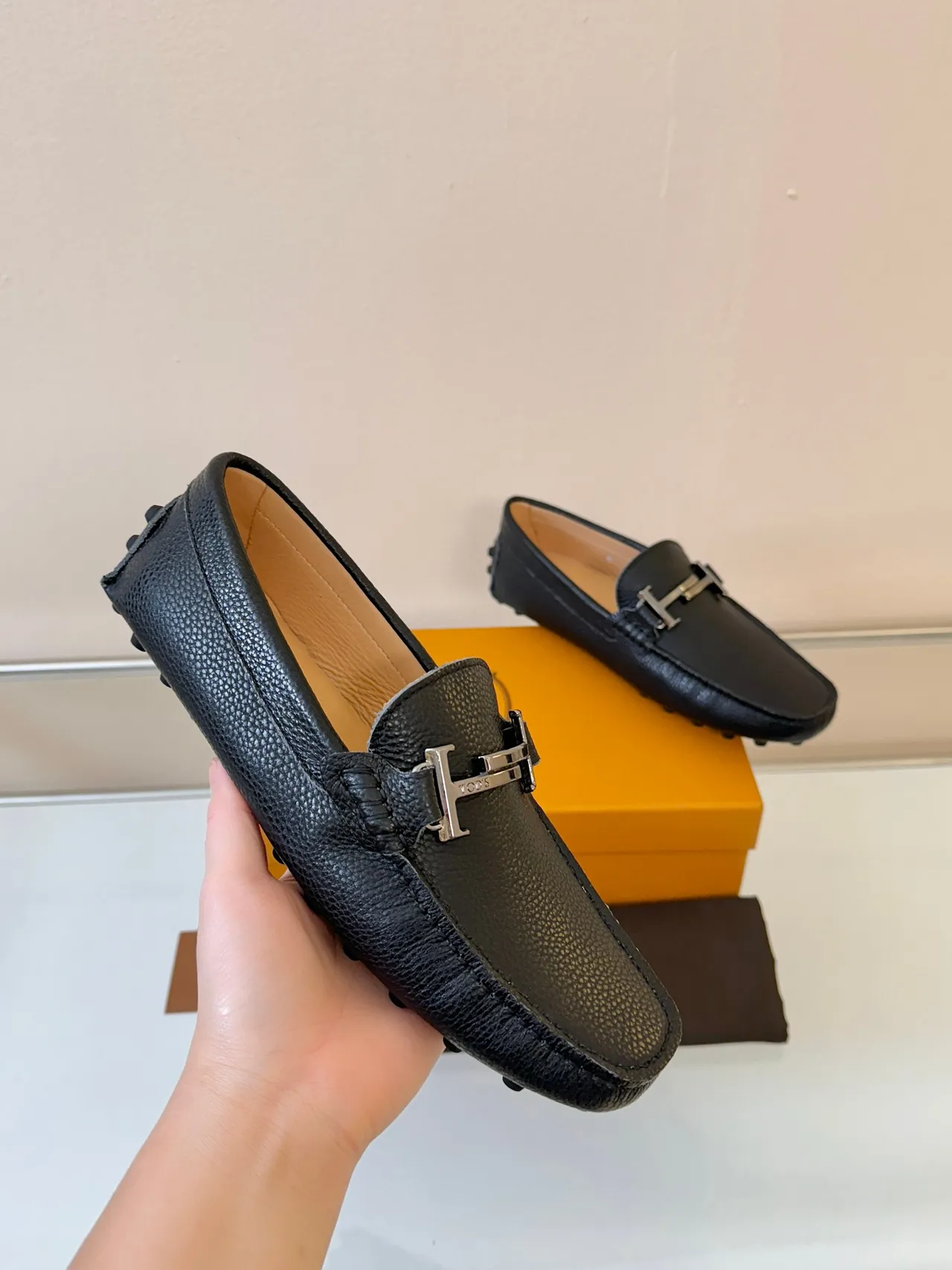 Tod's Gommino Loafer Black Pebbled Leather H-Buckle Loafers