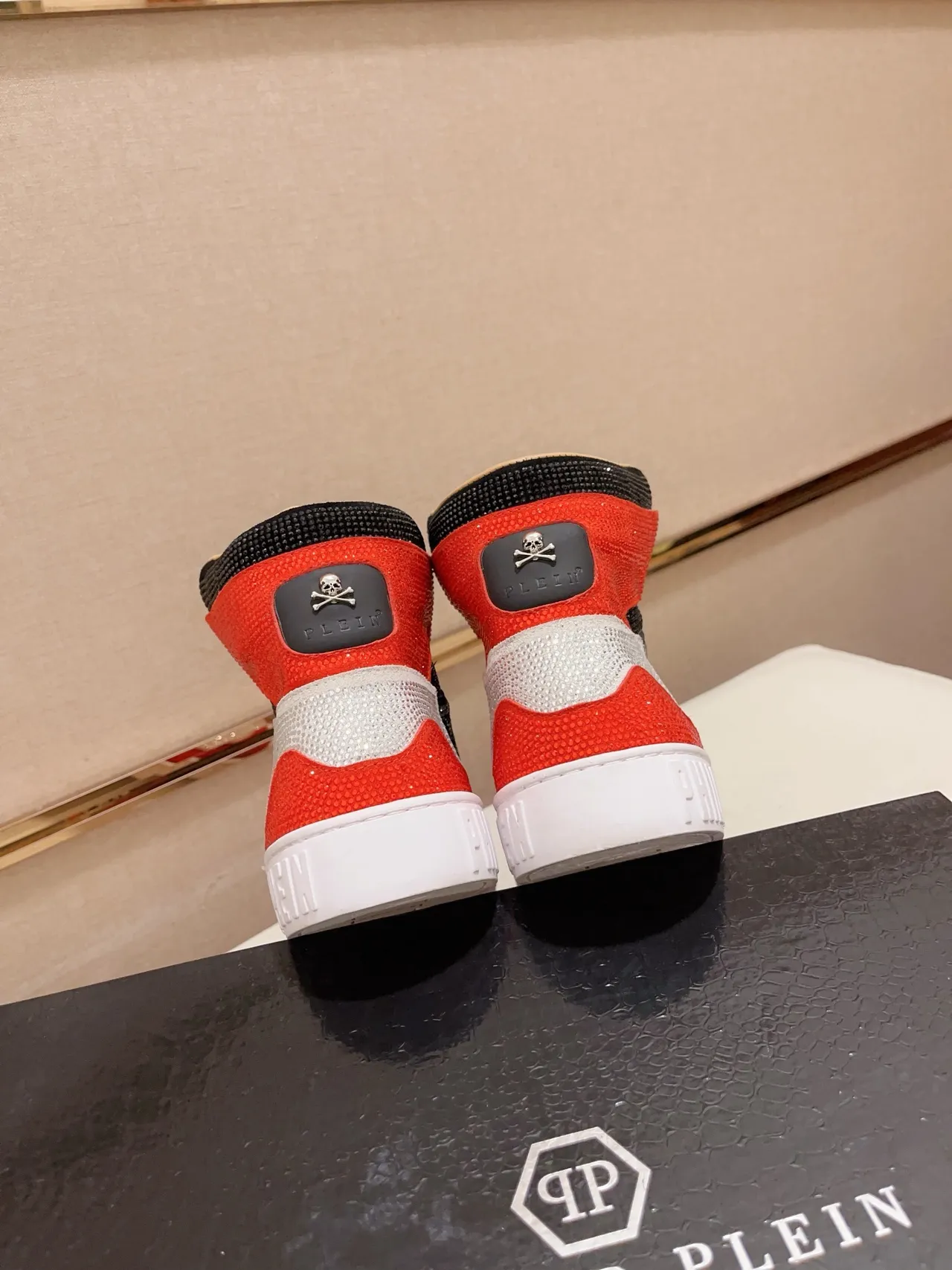 Philipp Plein Crystal-Embellished Red Black Skull Motif Lifestyle Sneaker