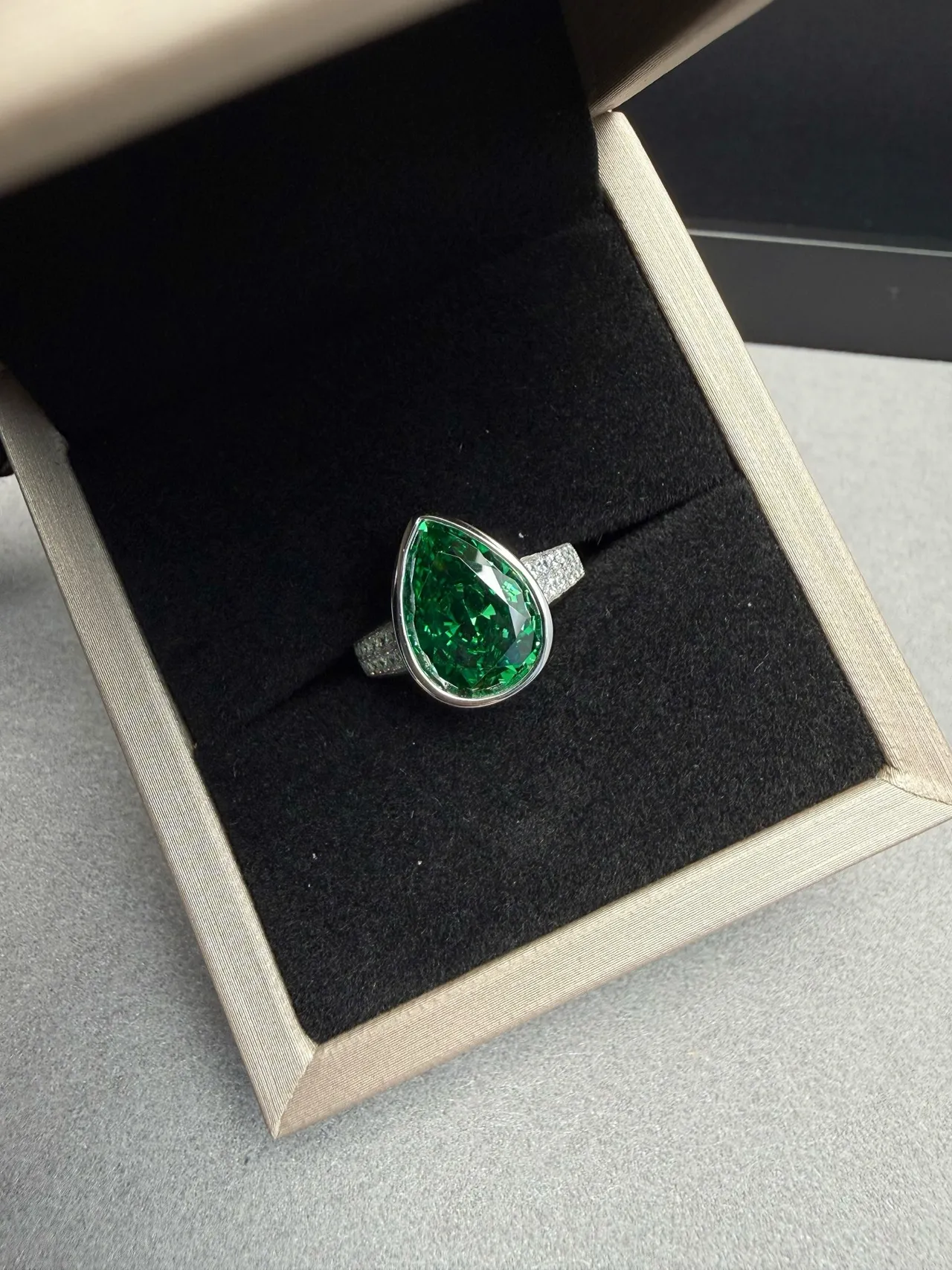 Pear-Cut Green Gemstone Pavé Band Ring