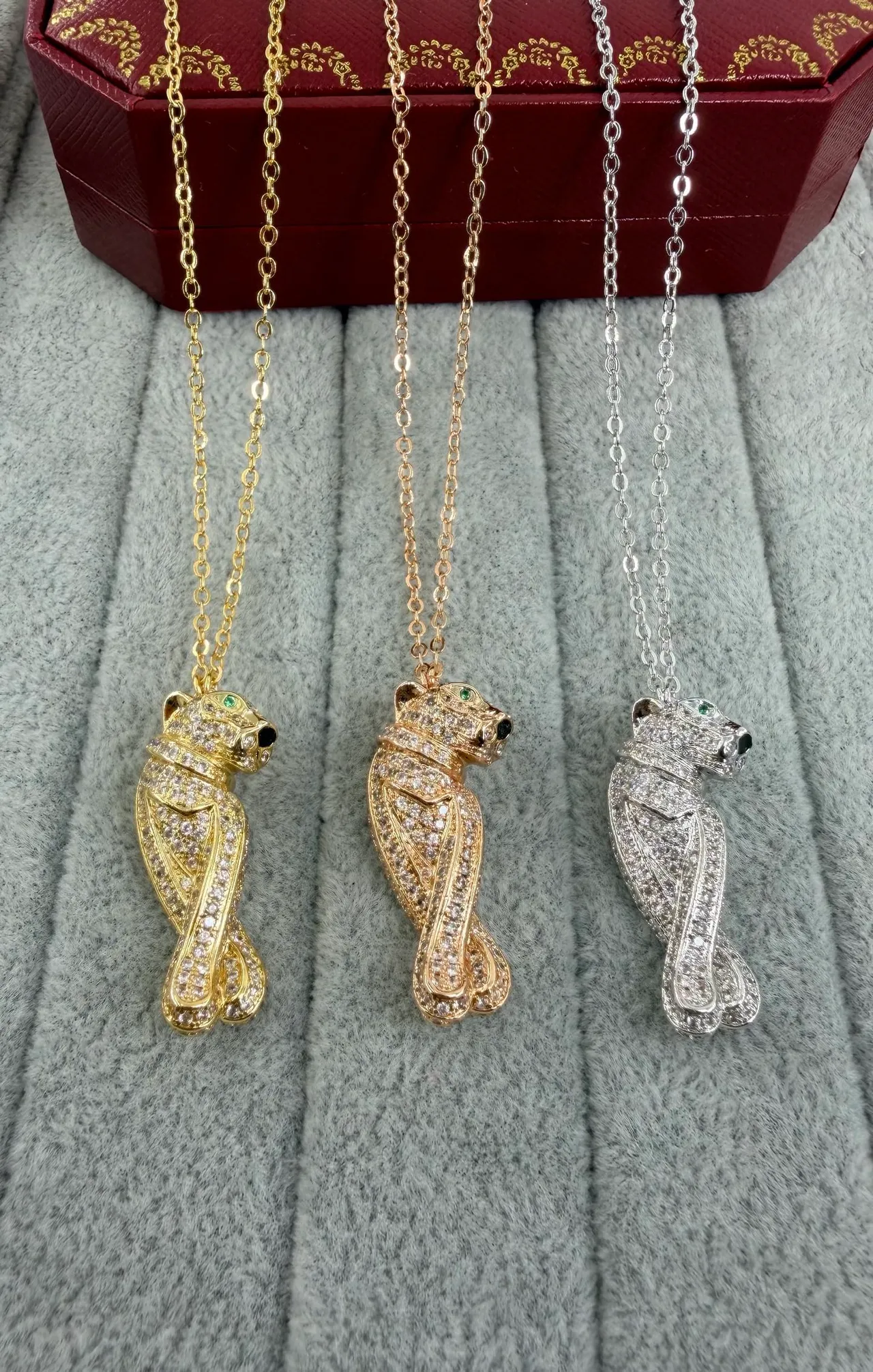 Cartier Panthère Gold Silver Panther Motif Honeycomb Perforated Body Necklace