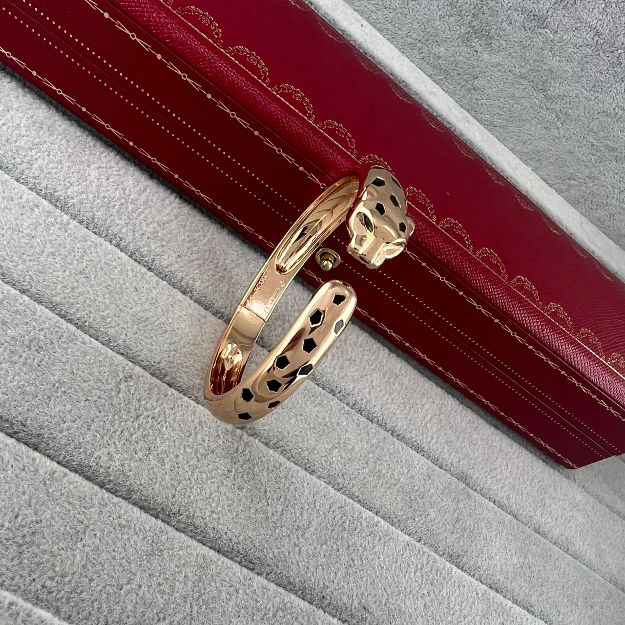 Cartier Panthère Panther Head Open Bangle Bracelet
