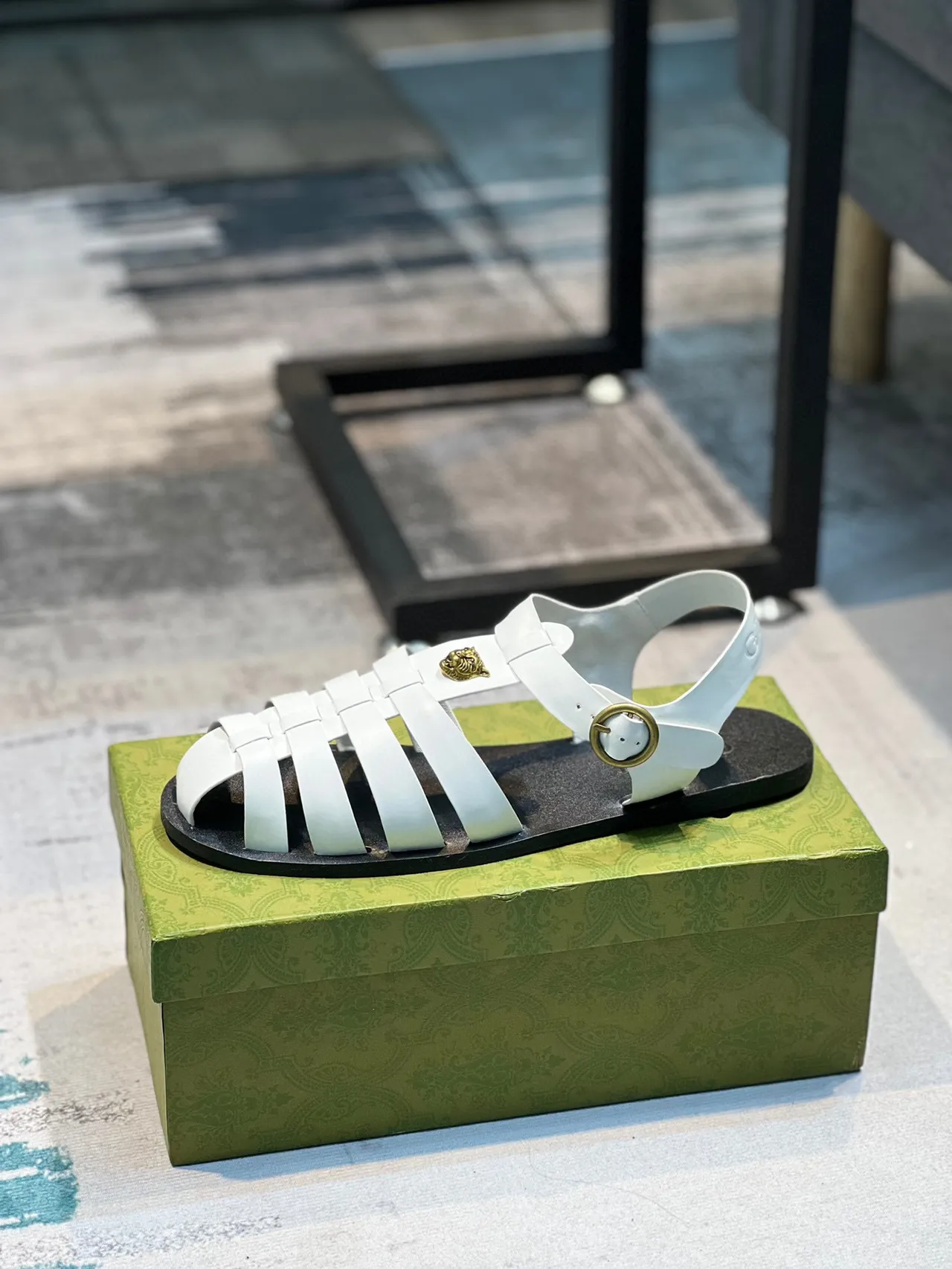 Gucci Gladiator Sandal White Gold Leather Strap Design Gladiator Sandals