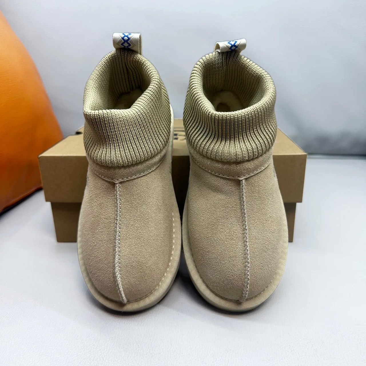 UGG Brown Beige Suede Upper Ribbed Knit Cuff Snow Boots