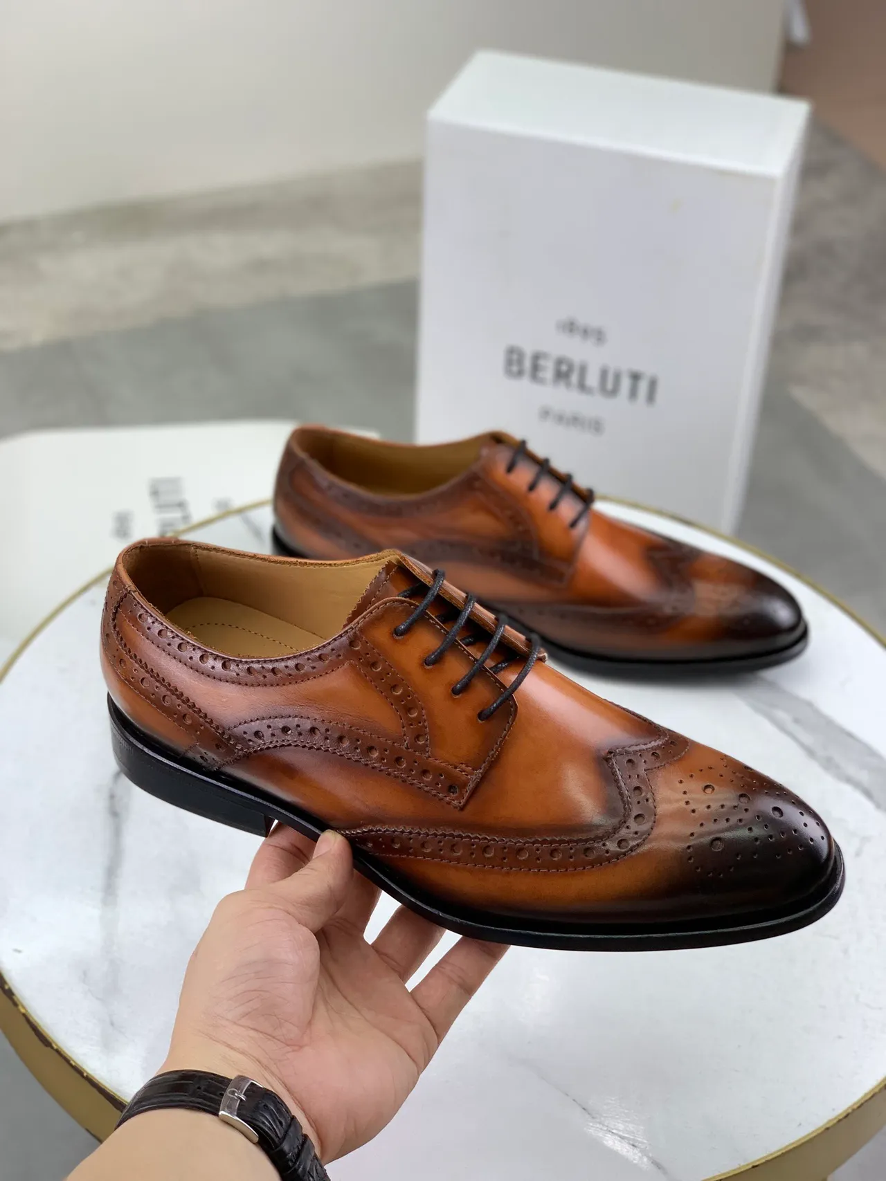 BERLUTI Brown Black Burnished Tan Leather Full Wingtip Brogue