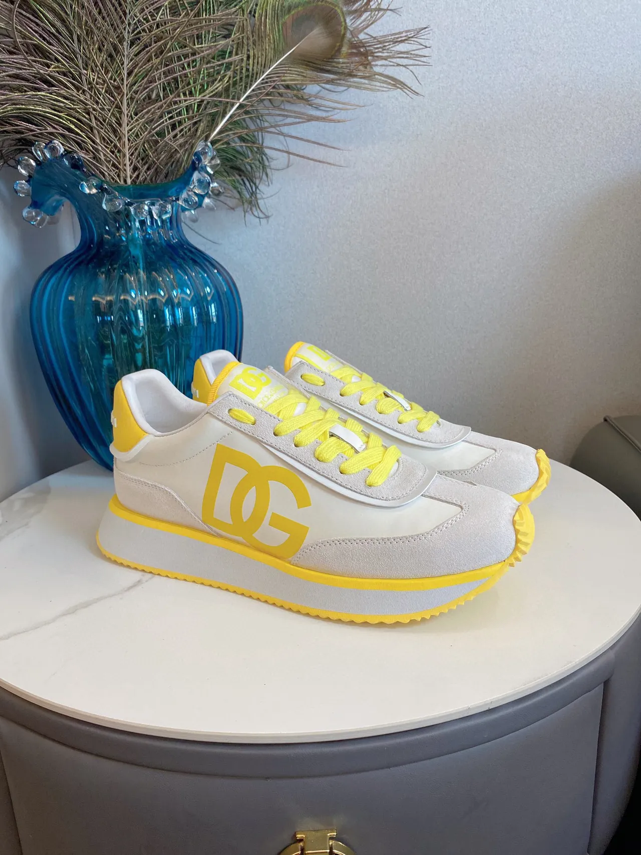 DC Shoes Pure Beige Yellow Low-Top Logo-Accented Sneakers