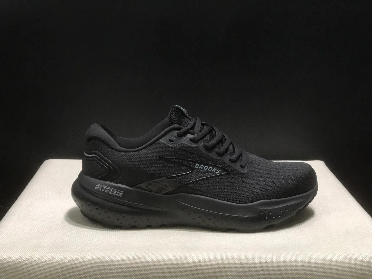 Brooks Glycerin Monochrome Black Running Shoes