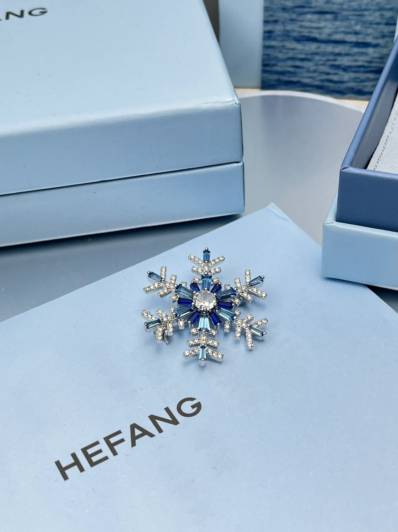 HEFANG Blue Silver Snowflake Silhouette Baguette-Cut Crystals Brooch