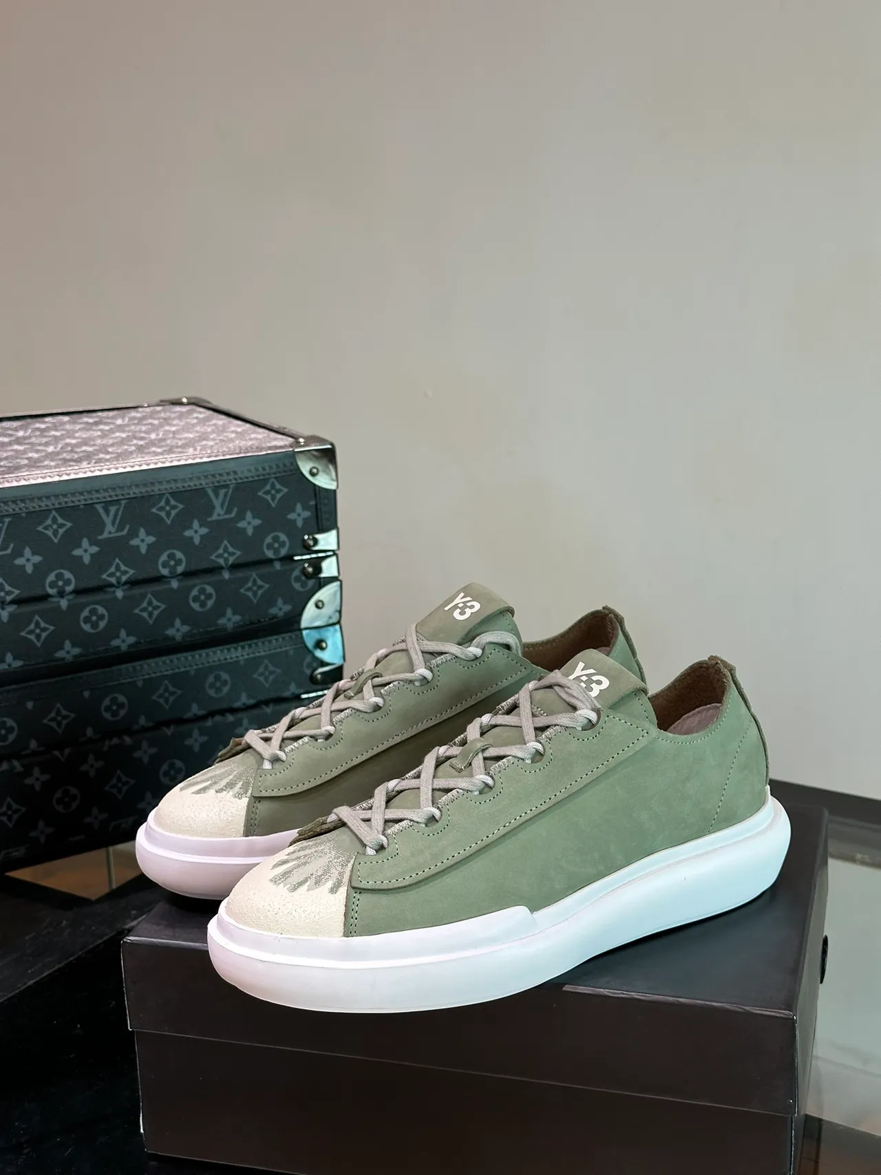 Y-3 Green White Suede Upper Layered Toe Cap Lifestyle Sneakers
