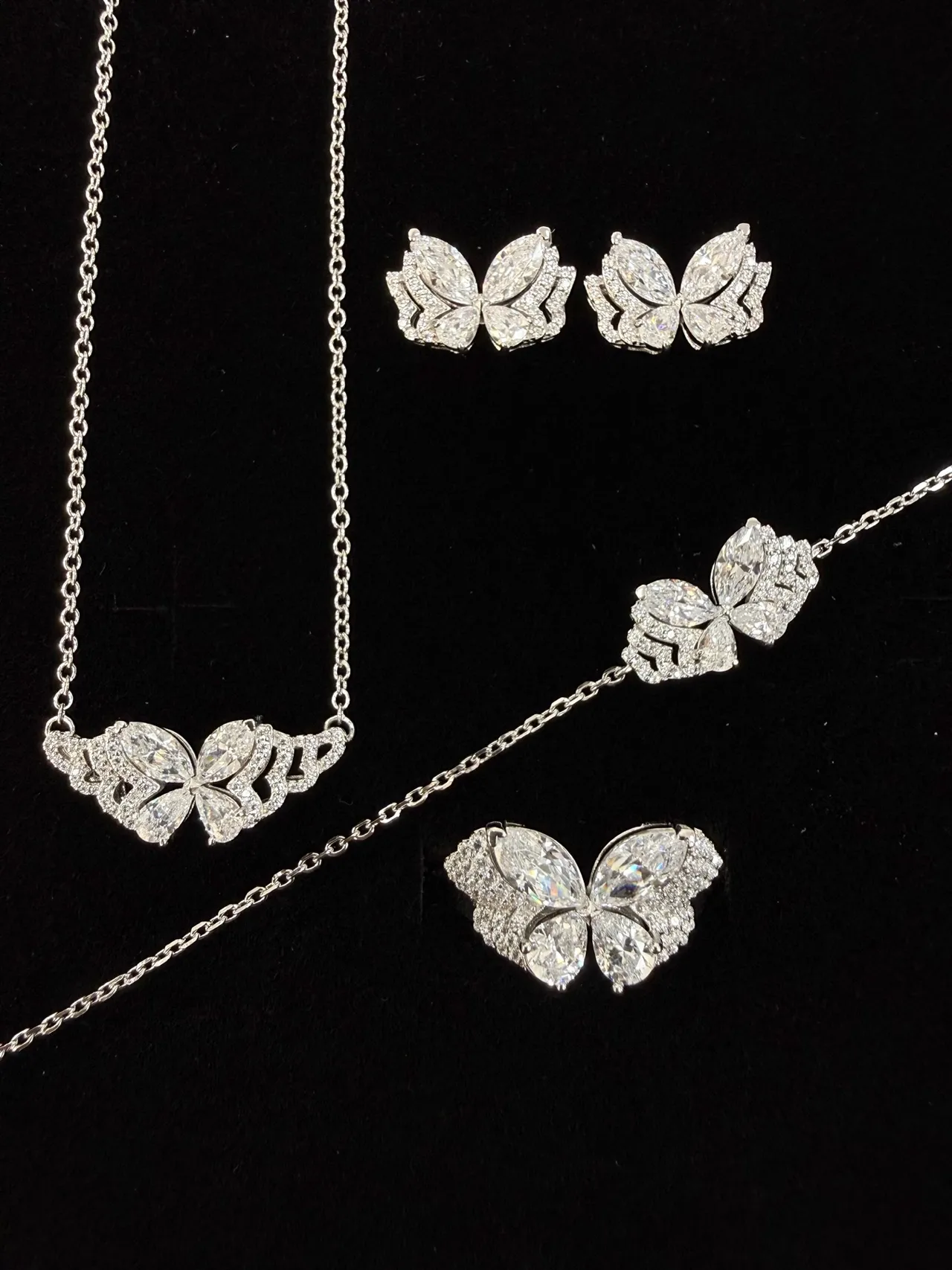 Tiffany & Co. Silver White Floral Motif Marquise-Cut Stones Bracelet