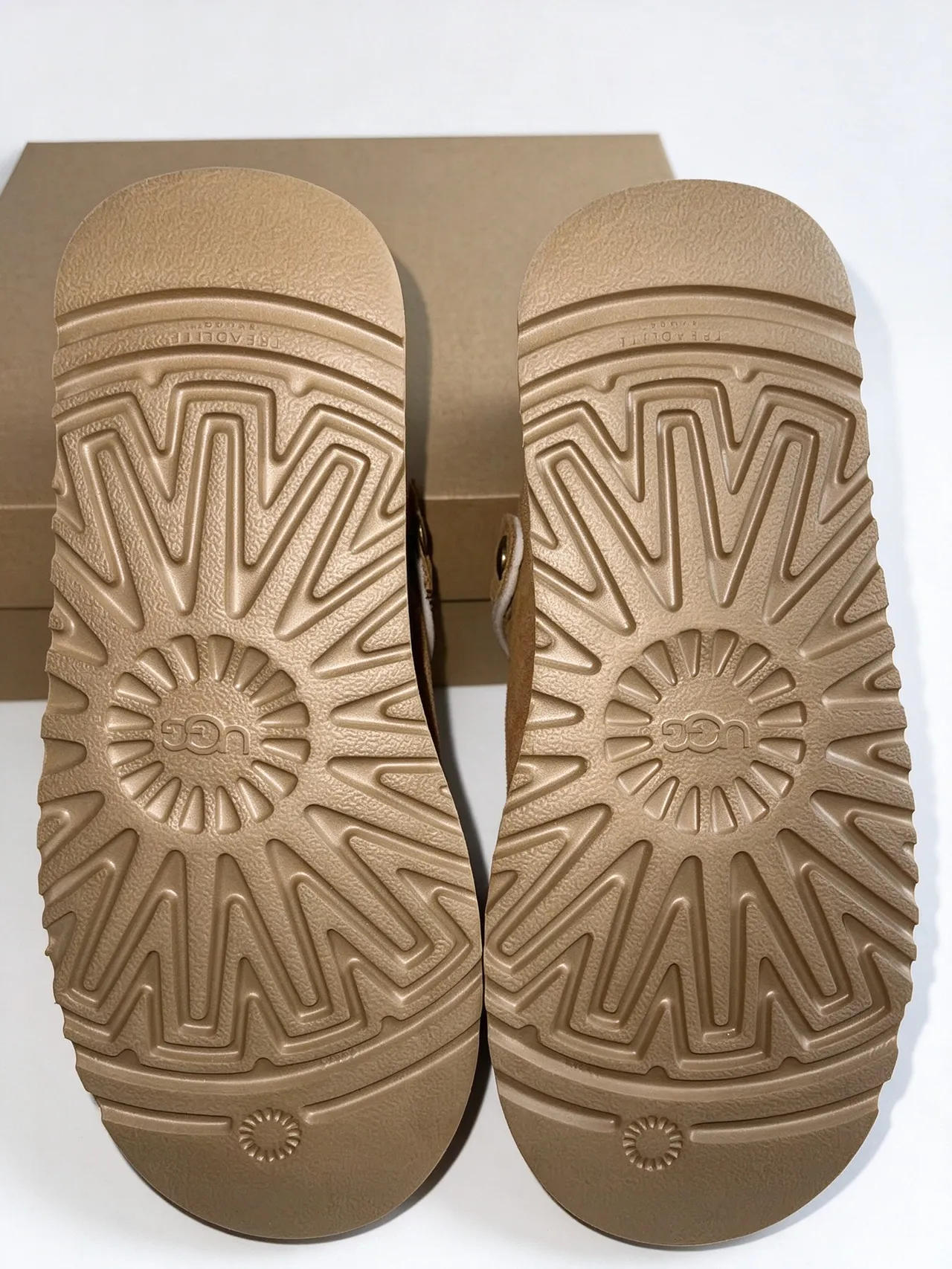 UGG Tasman Beige Red Platform Sole Woven Strap Casual Shoes