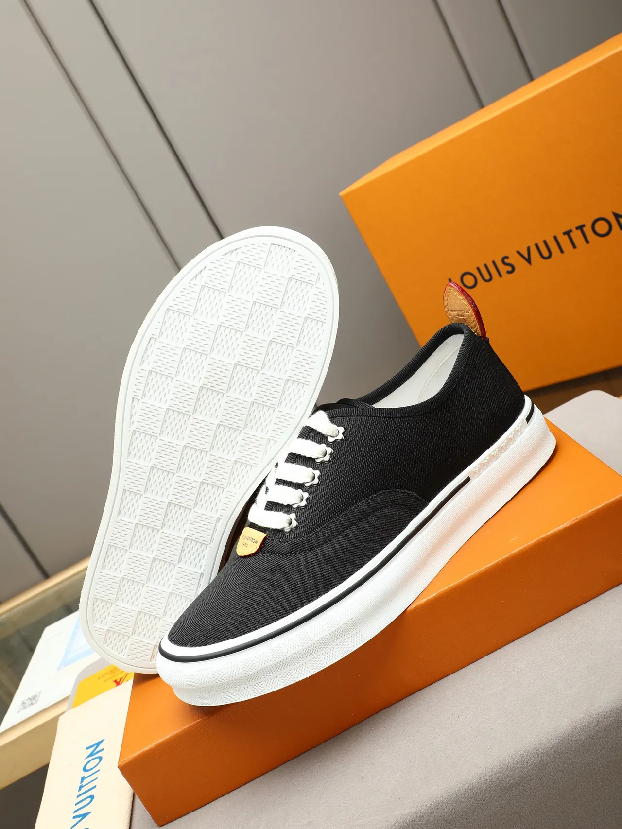 Vans Black White Canvas Upper Laces Lifestyle Sneakers