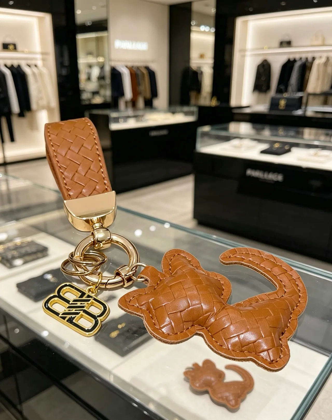 Bottega Veneta Brown Gold Intrecciato Woven Leather Cat-Shaped Charm Handbag