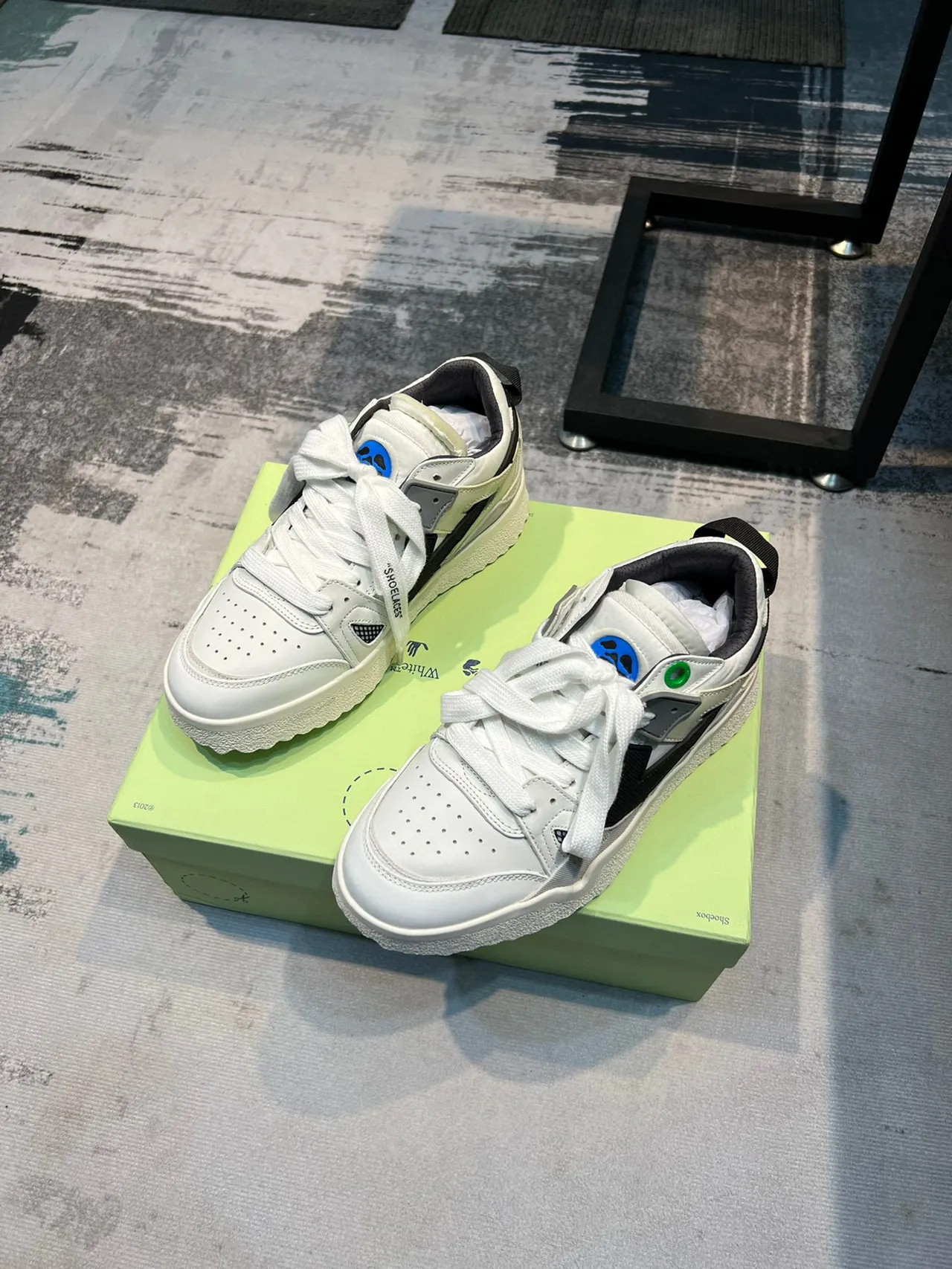 Off-White Black Low-Top Perforated Toe Lifestyle Sneakers