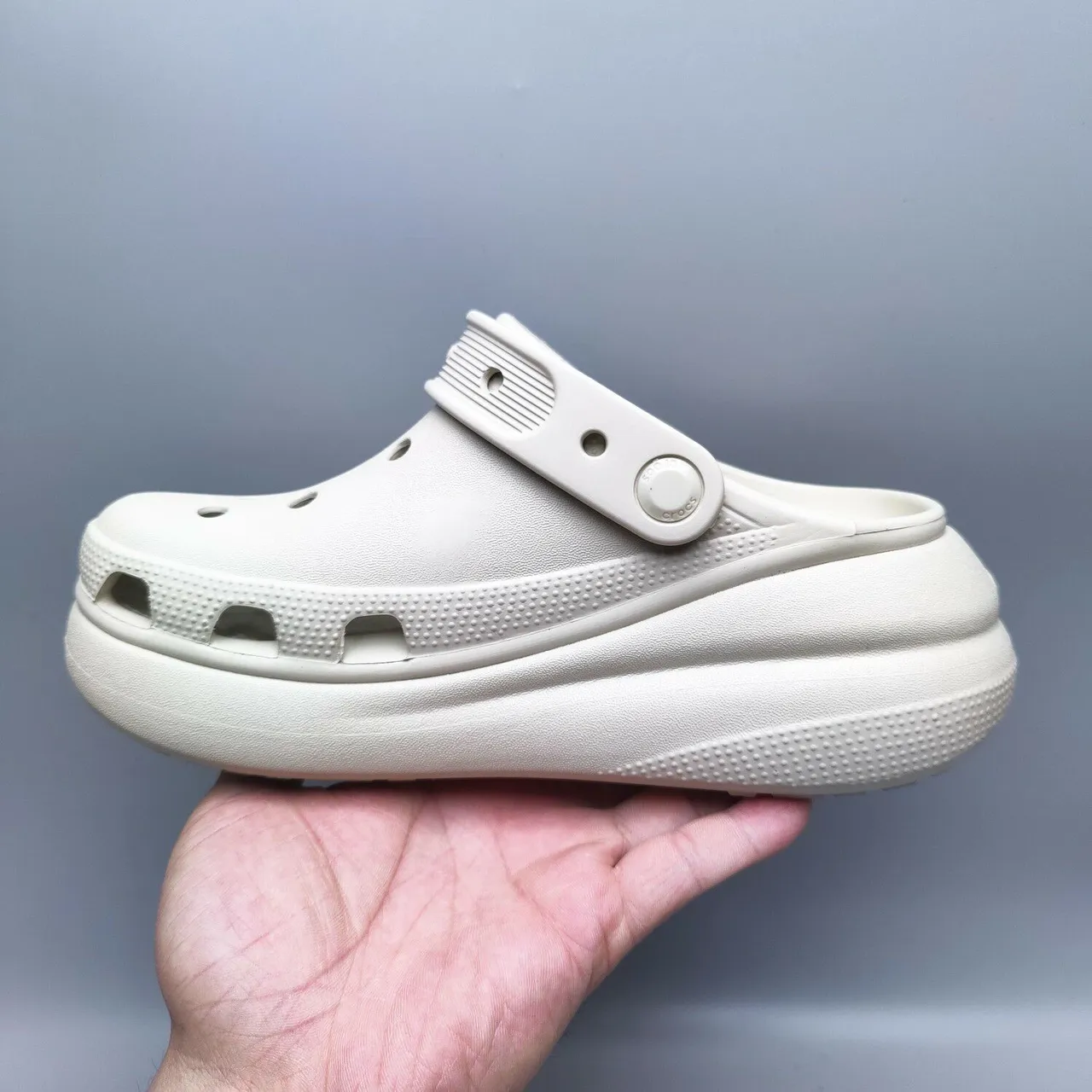 Crocs Classic Clog Off-White Molded Foam Clog
