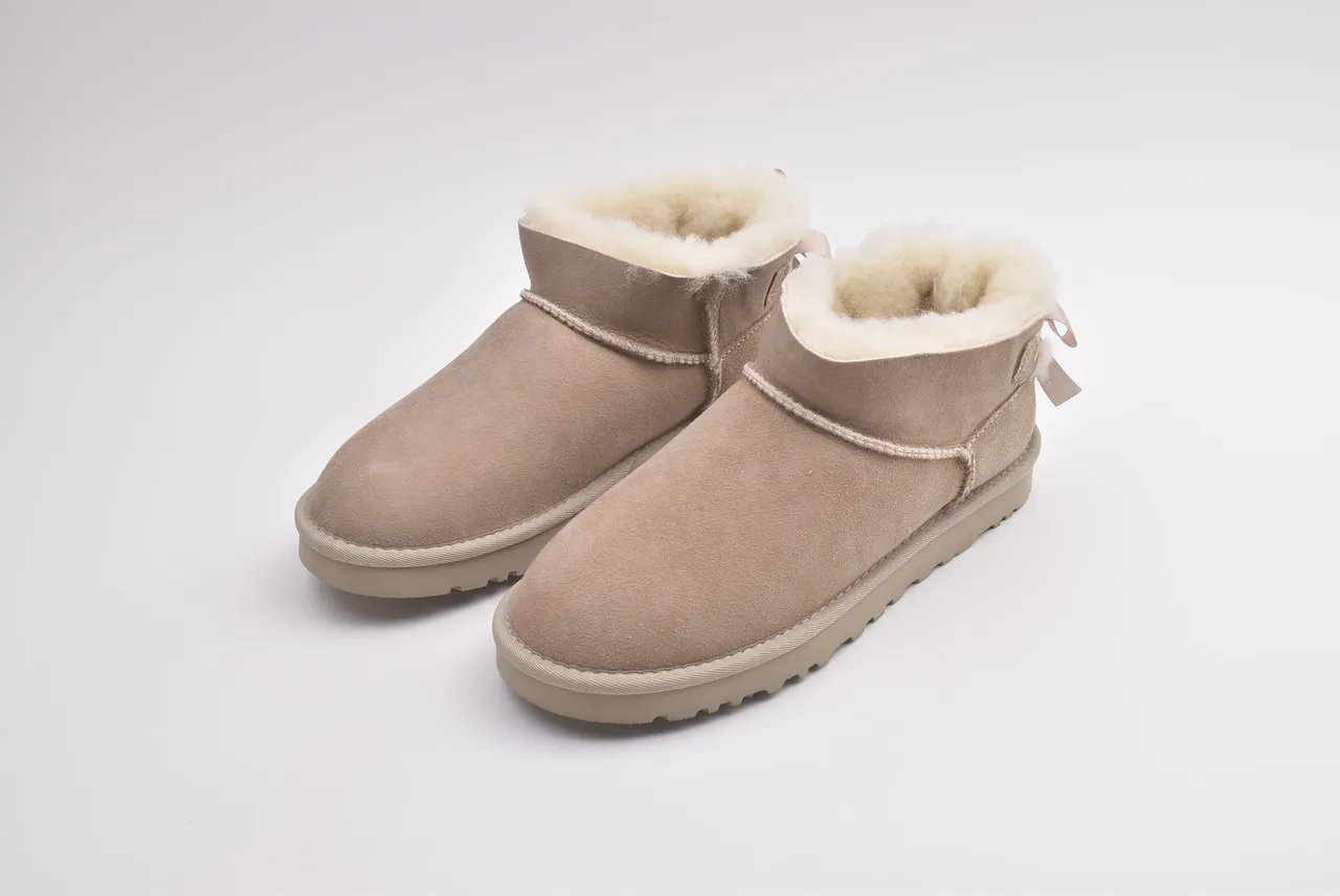 UGG Classic Beige Pink Suede Upper Shearling Lining Snow Boots