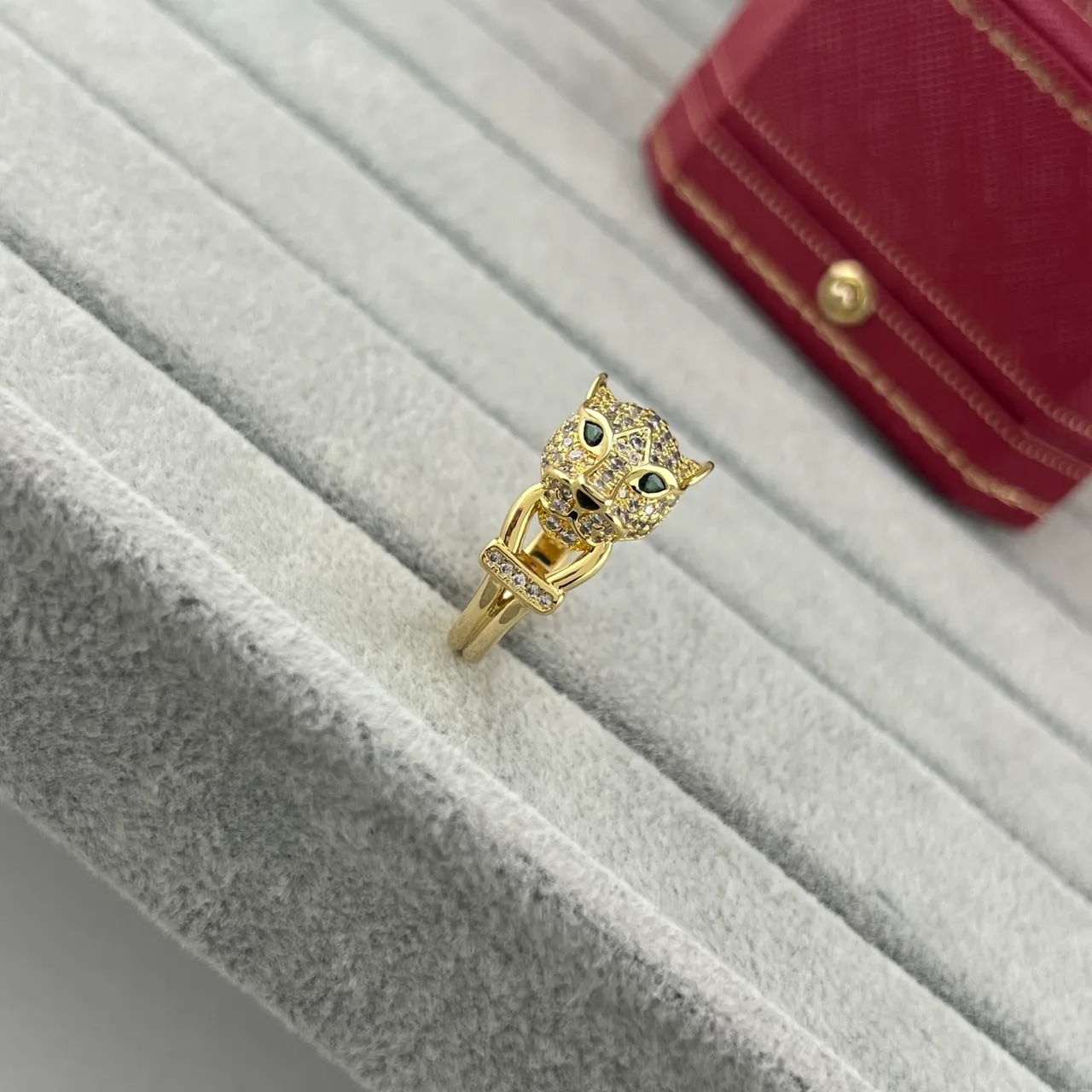 Cartier Panthère Panther Head Pavé Crystal Green Eye Ring