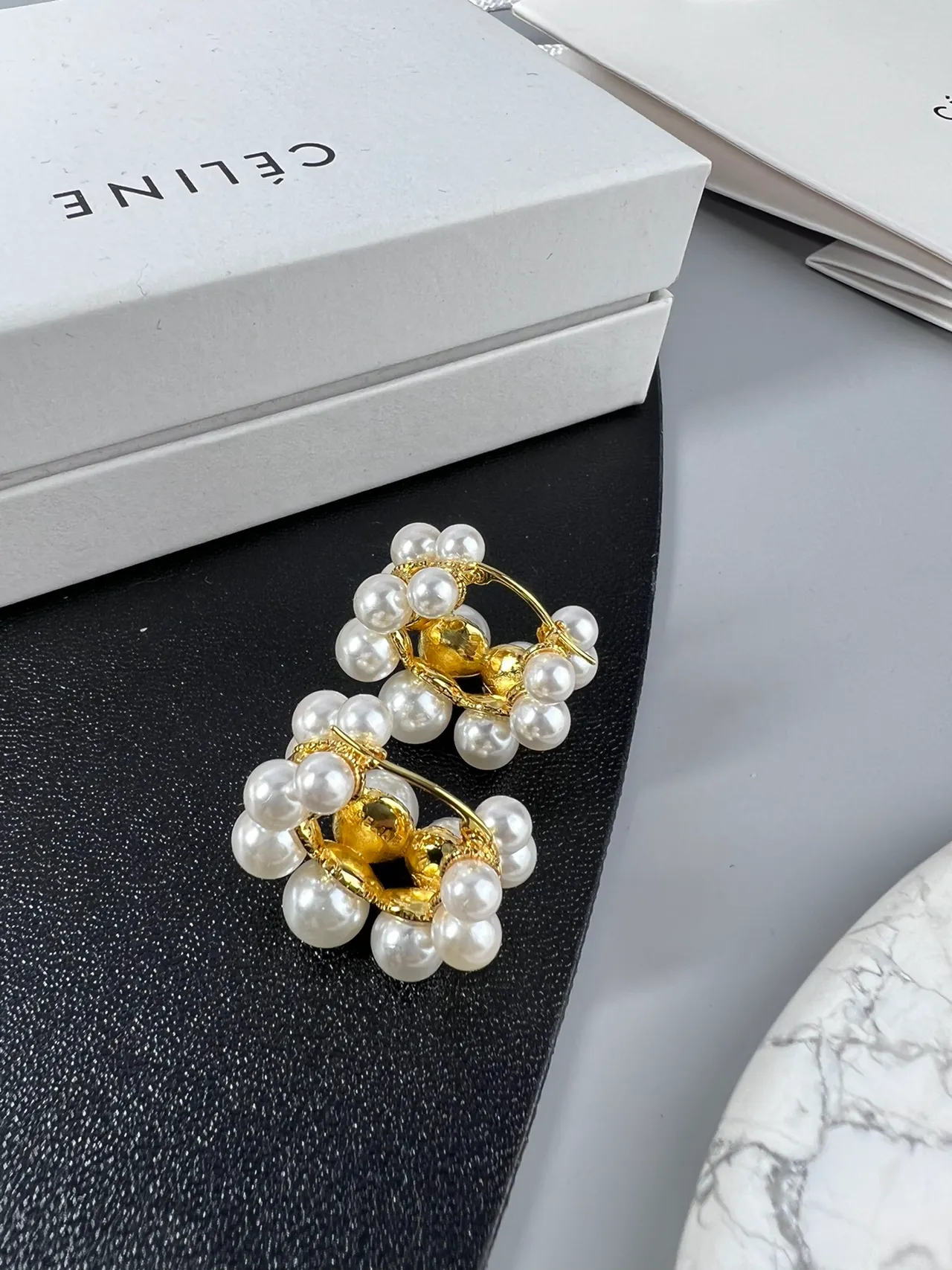 Céline White Silver Pearl Cluster Metal Jewelry