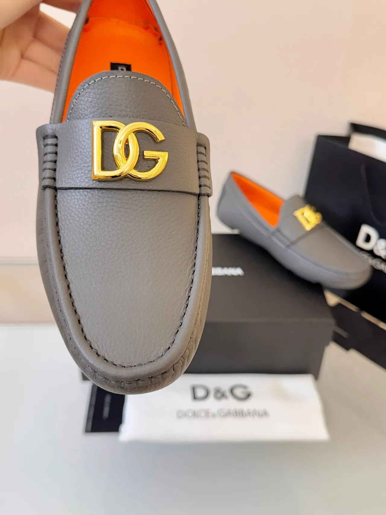 Dolce & Gabbana Portofino Gray Orange Pebbled Leather Contrast Lining Loafer