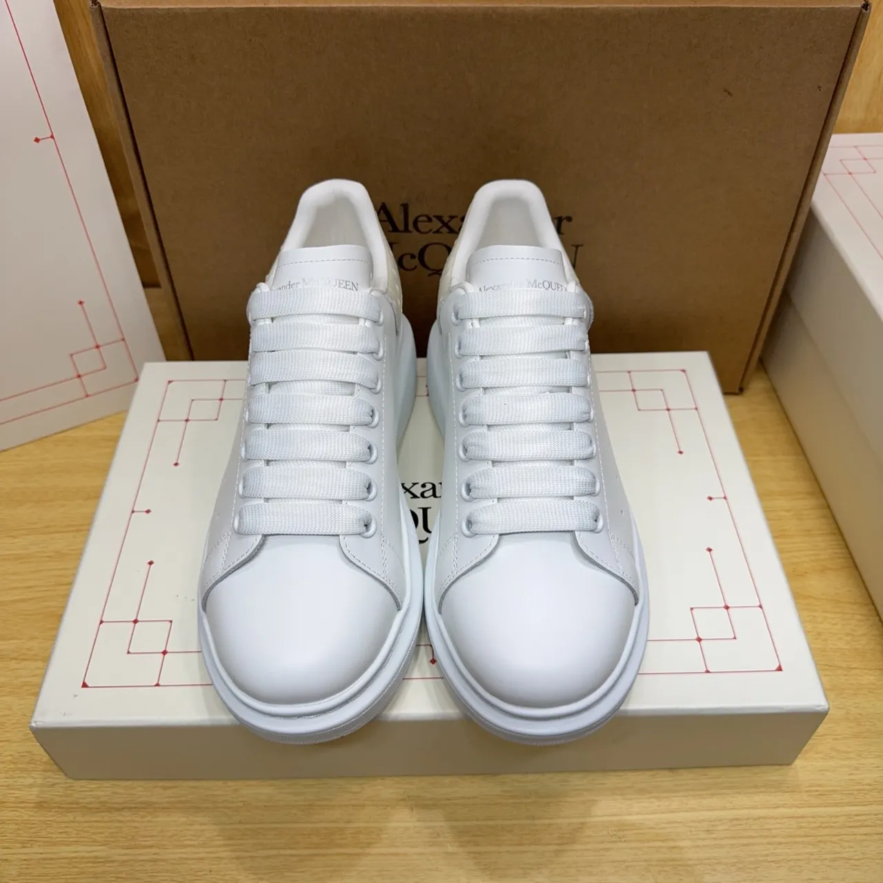 Alexander McQueen Oversized Sneaker White Beige Platform Sole Smooth Leather Upper Lifestyle Sneakers