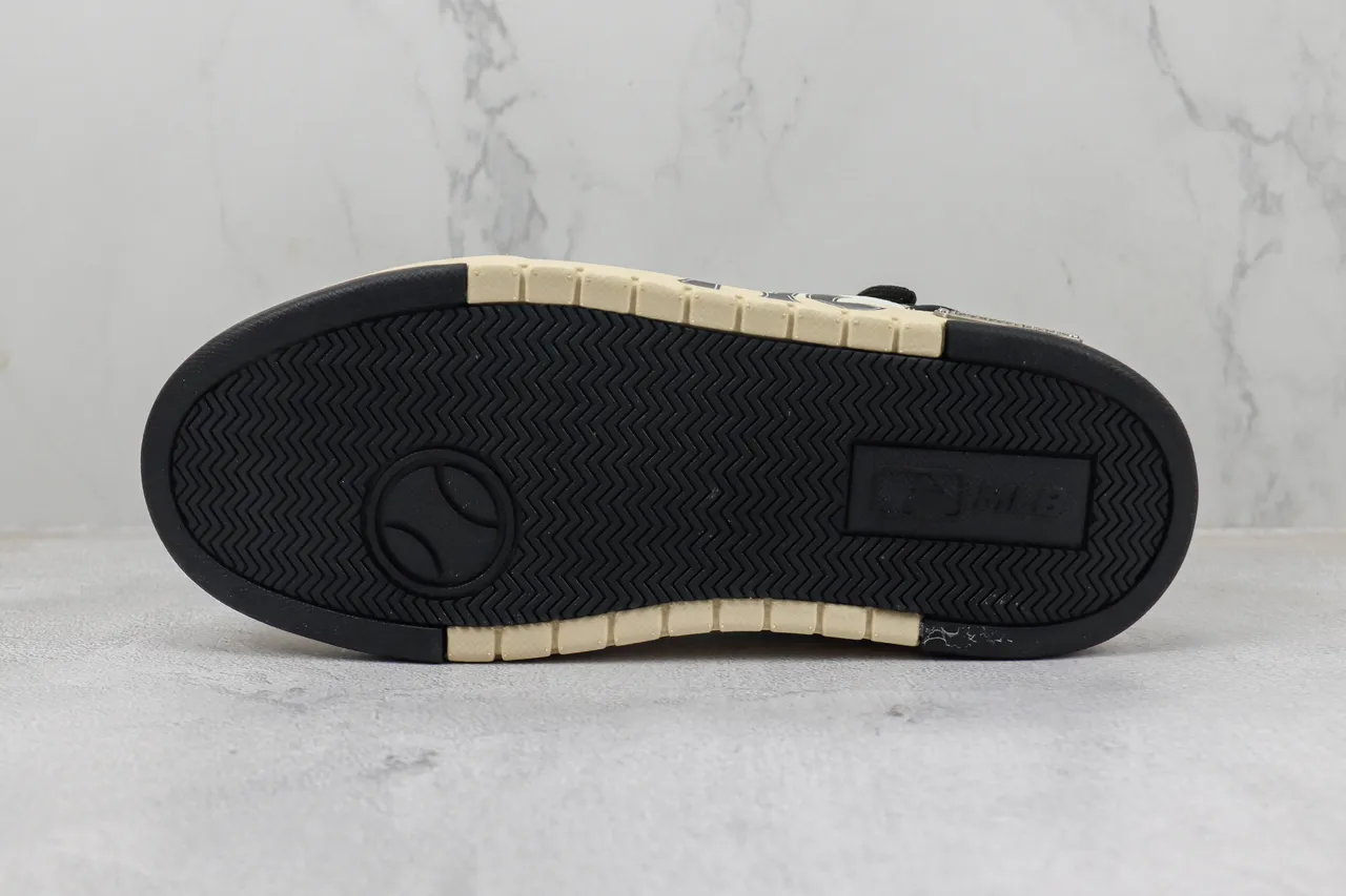 Mitchell & Ness NY Yankees Platform Sneaker Cream and Black Lifestyle Sneakers