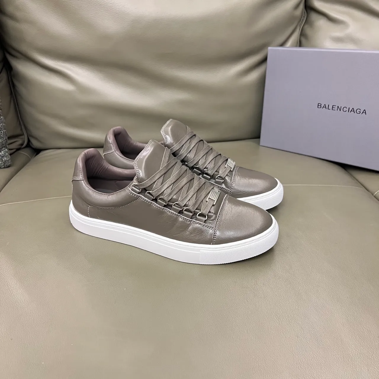 Balenciaga Gray White Metallic Leather Crisscross Lacing Lifestyle Sneakers