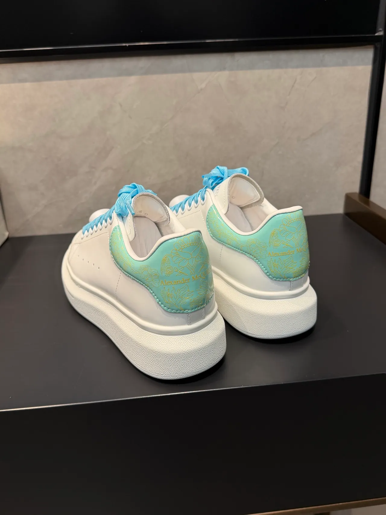 Alexander McQueen Oversized Sneaker White Green Platform Sole Perforated Toe Lifestyle Sneakers