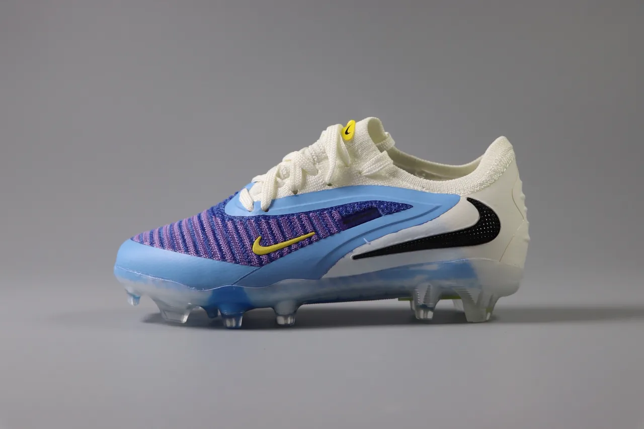Nike Pink Green Low-Cut Synthetic Overlay Cage Artificial-Grass Soccer Shoes