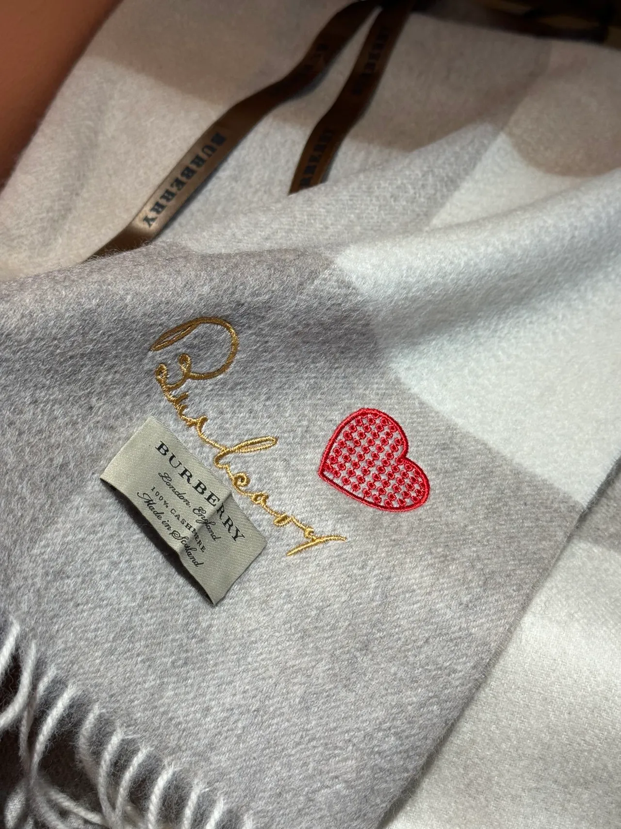 Burberry Beige Gray Large-Scale Check Pattern Fringed Edges Cashmere Scarf