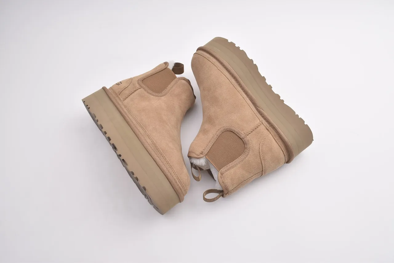 UGG Tasman Platform Suede Chelsea Boot