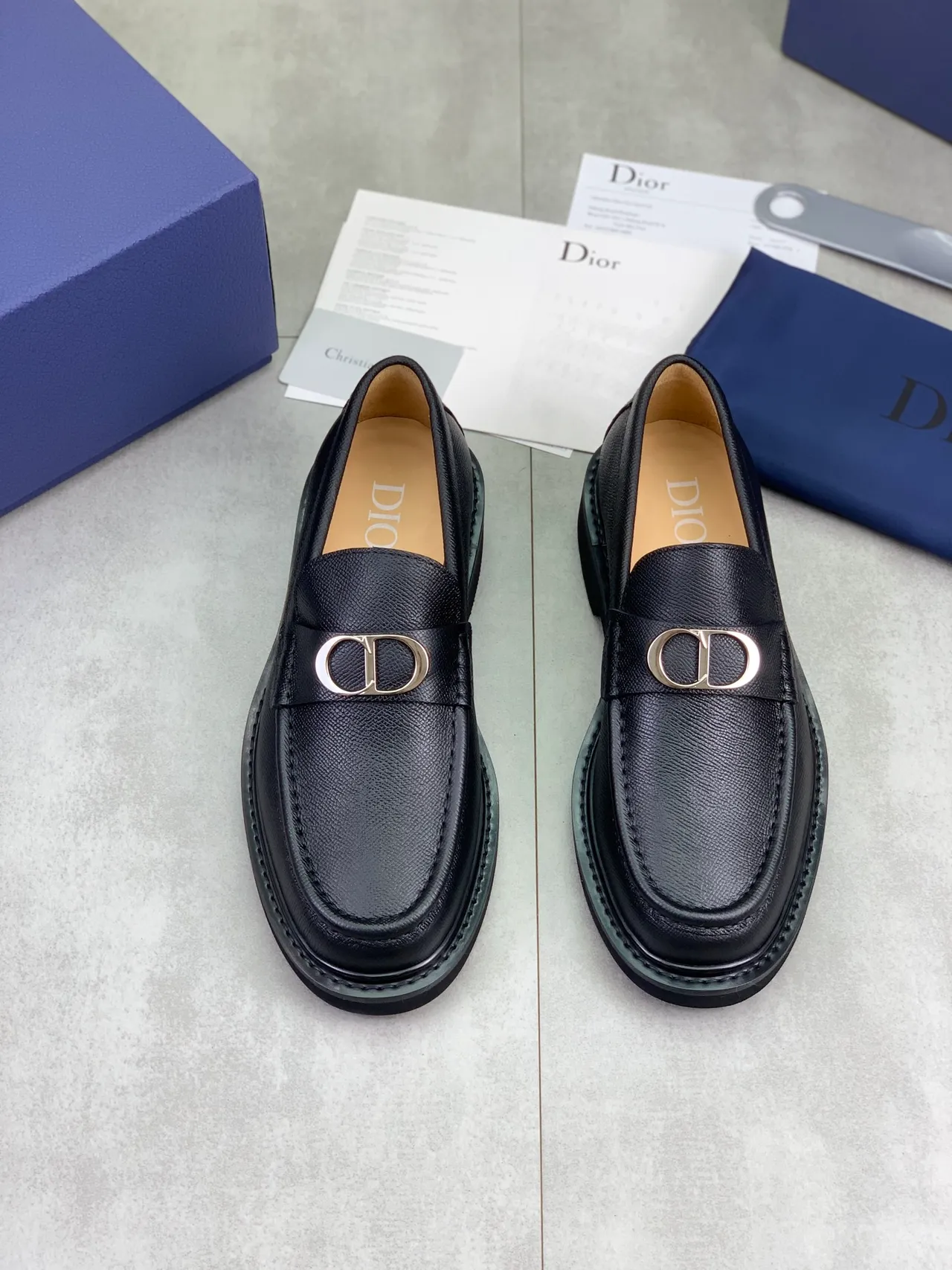 Dior Black Beige Textured Leather D-Shaped Metal Buckle Loafer