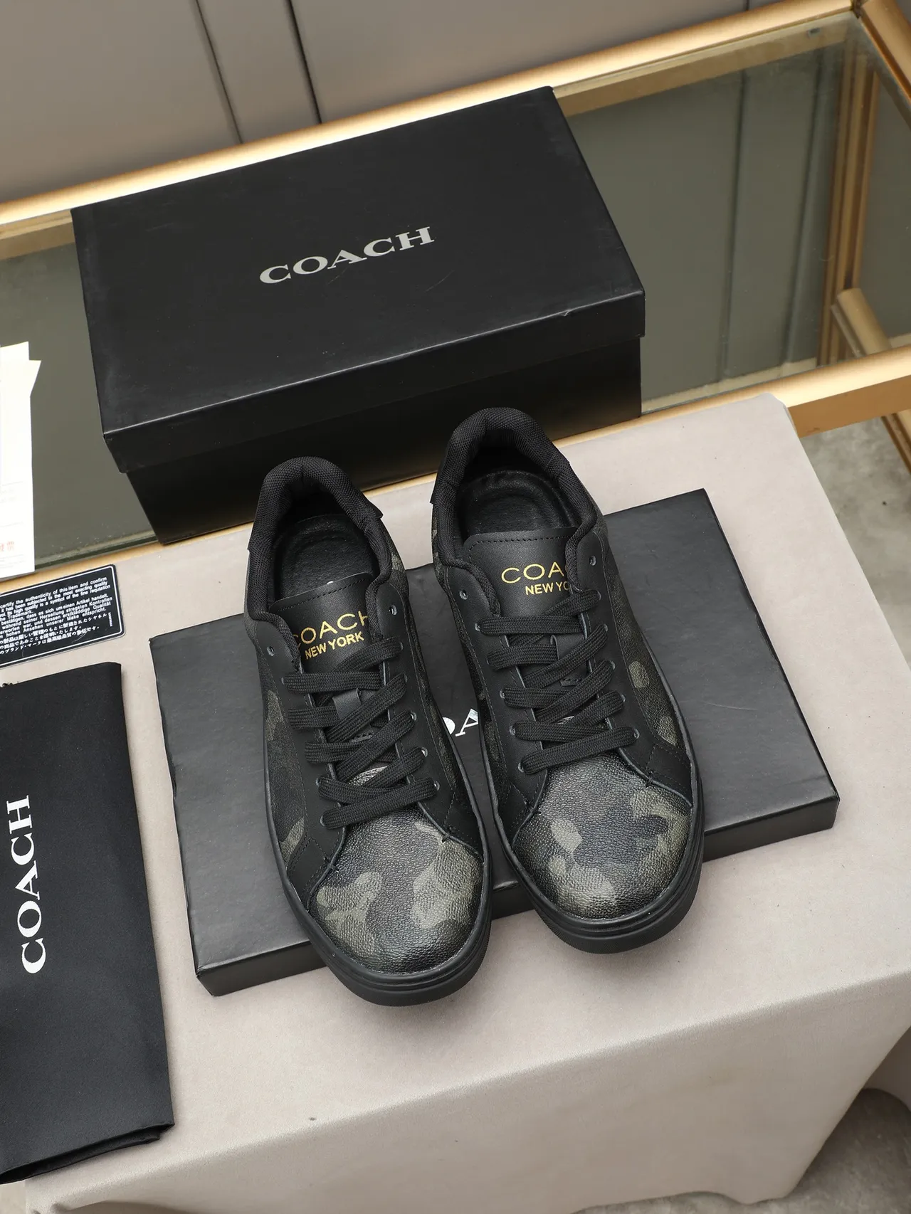 Coach Black Low-Top Textured Leather Upper Sneakers